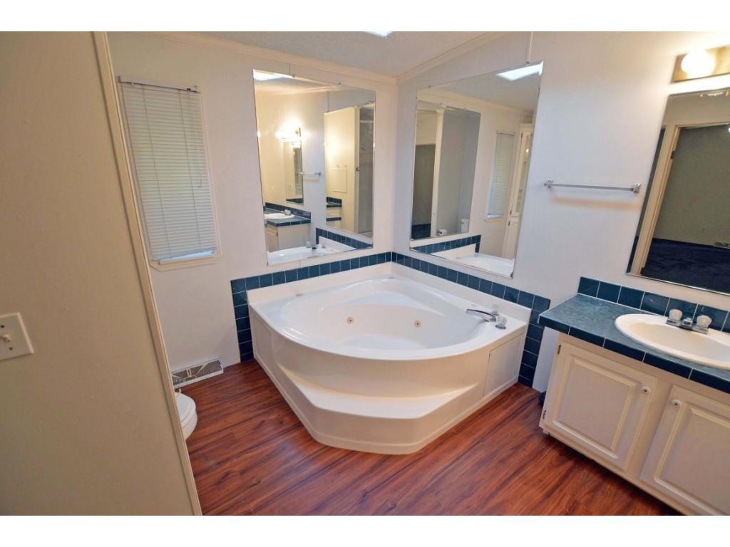 531 Piney Grove Road Hampton, TN 37658 - Photo 18 of 27 BA 1