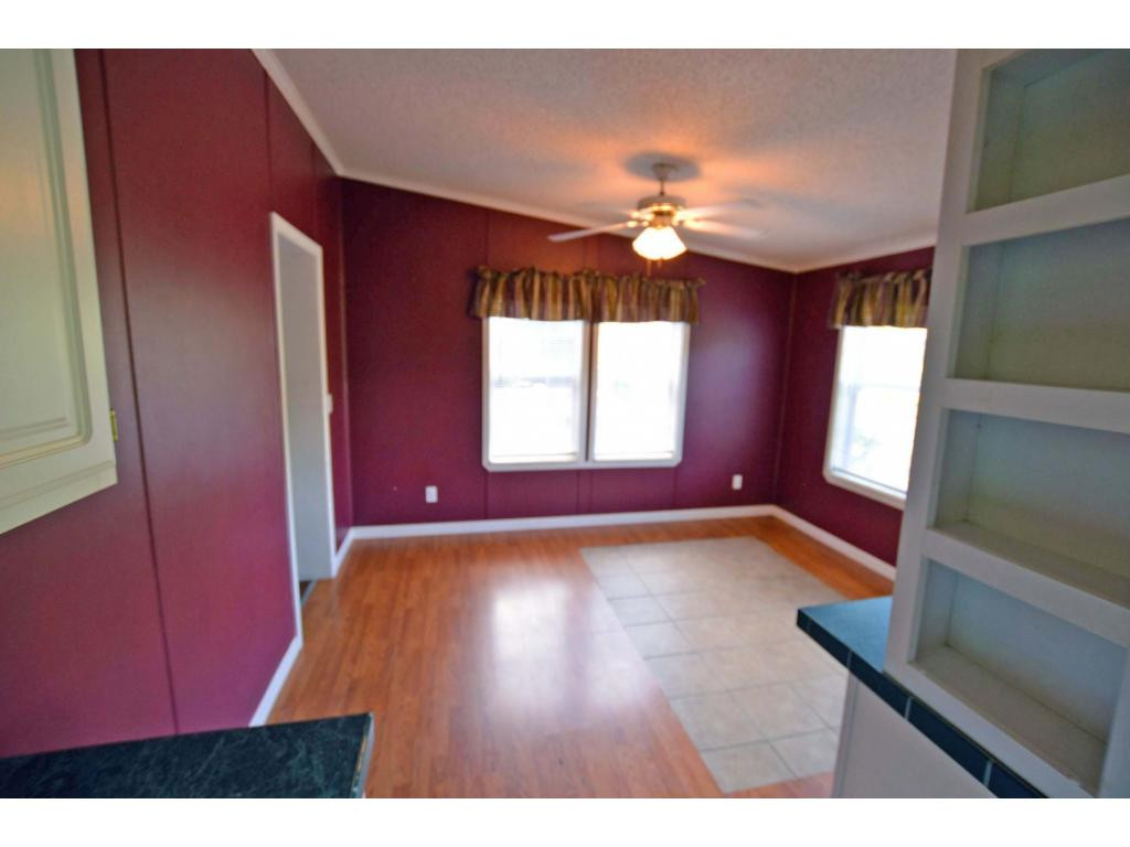 531 Piney Grove Road Hampton, TN 37658 - Photo 7 of 27 Dinning Room