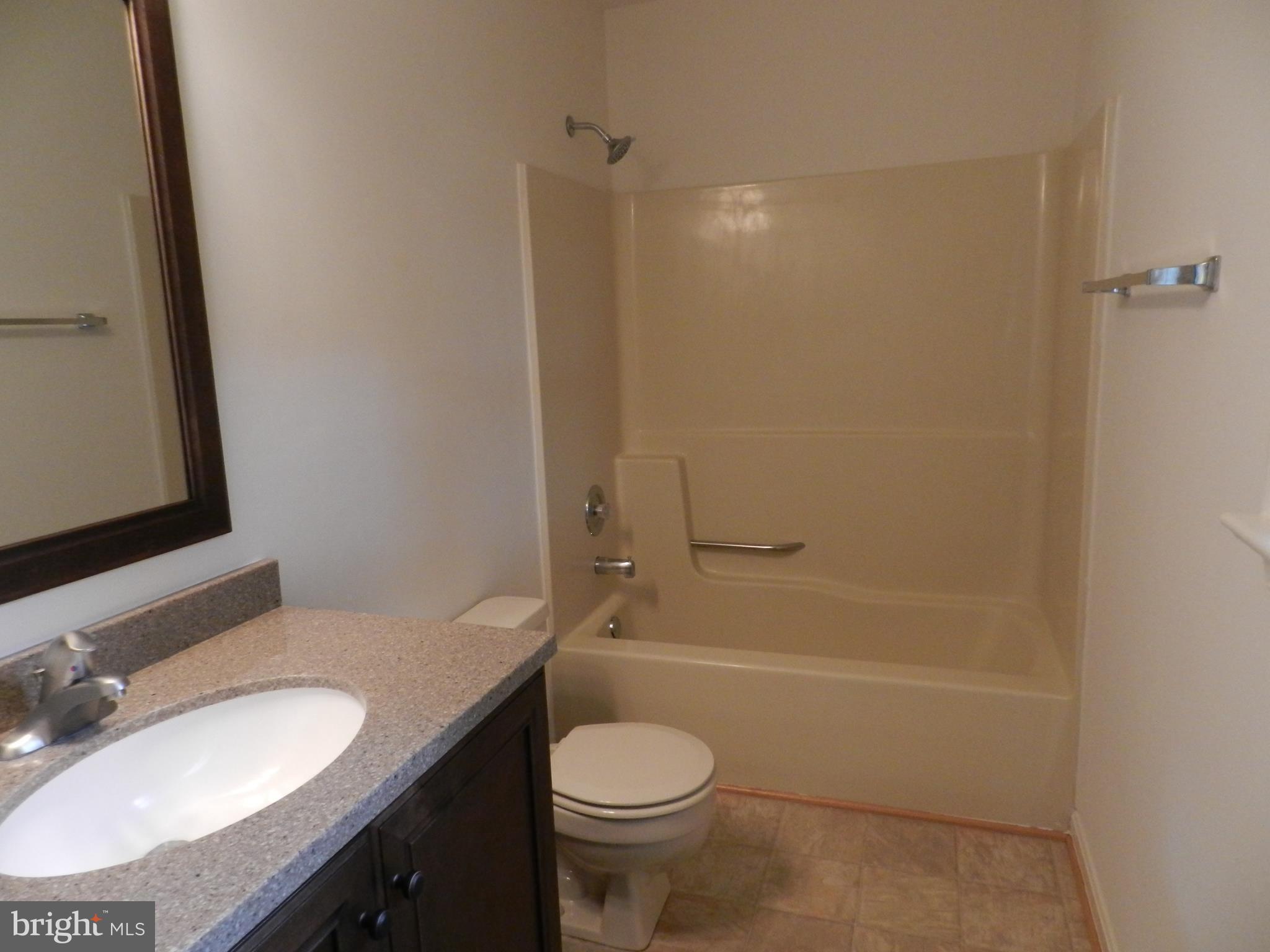 6821 Redground Road Fredericksburg, VA 22407 - Photo 16 of 23 Bath