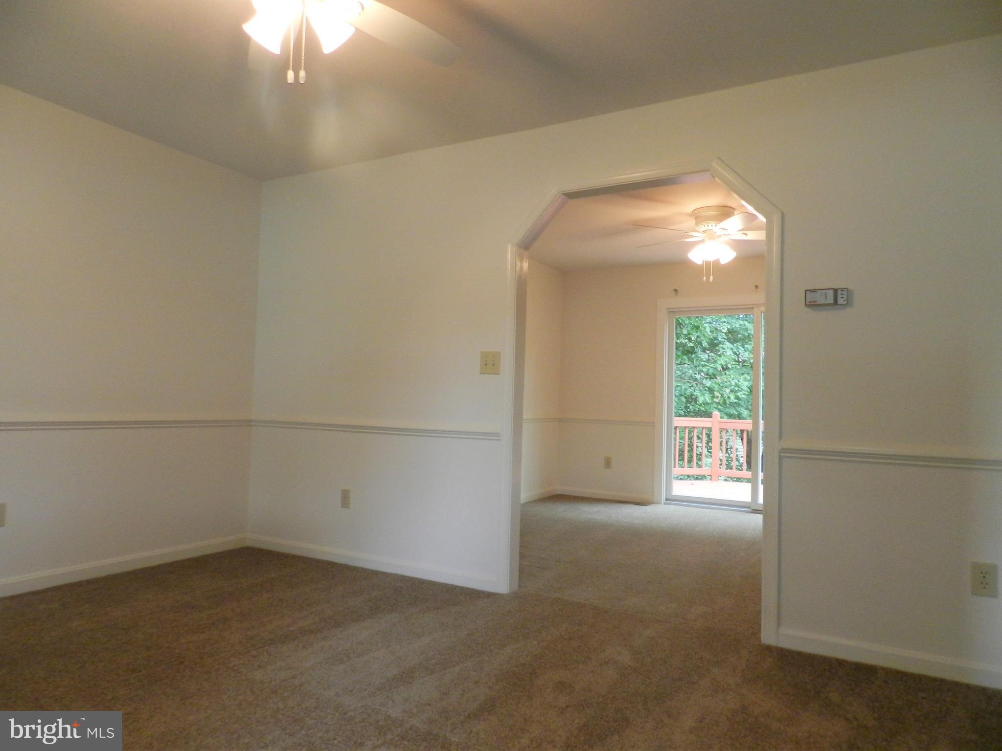 6821 Redground Road Fredericksburg, VA 22407 - Photo 4 of 23 Living Room