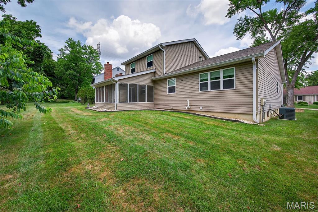 2011 Honey Ridge Court Chesterfield, MO 63017 - Photo 44 of 50 Gallery Image 44