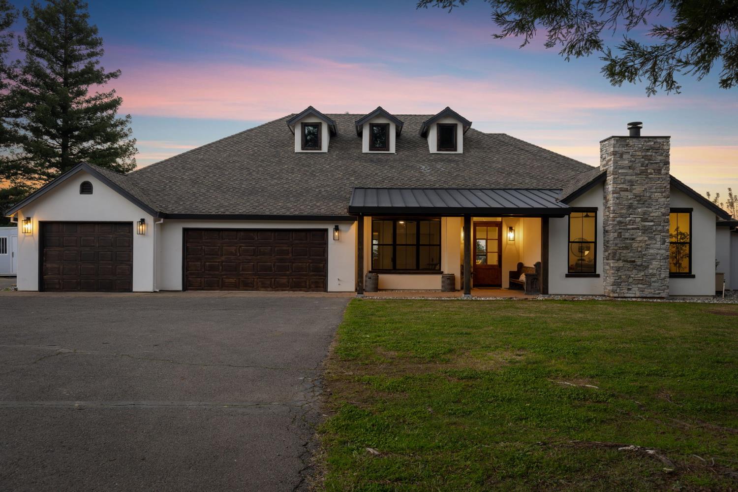 223 Spring Lane Newcastle, CA 95658 - Photo 5 of 81 a front view of a house with a garden