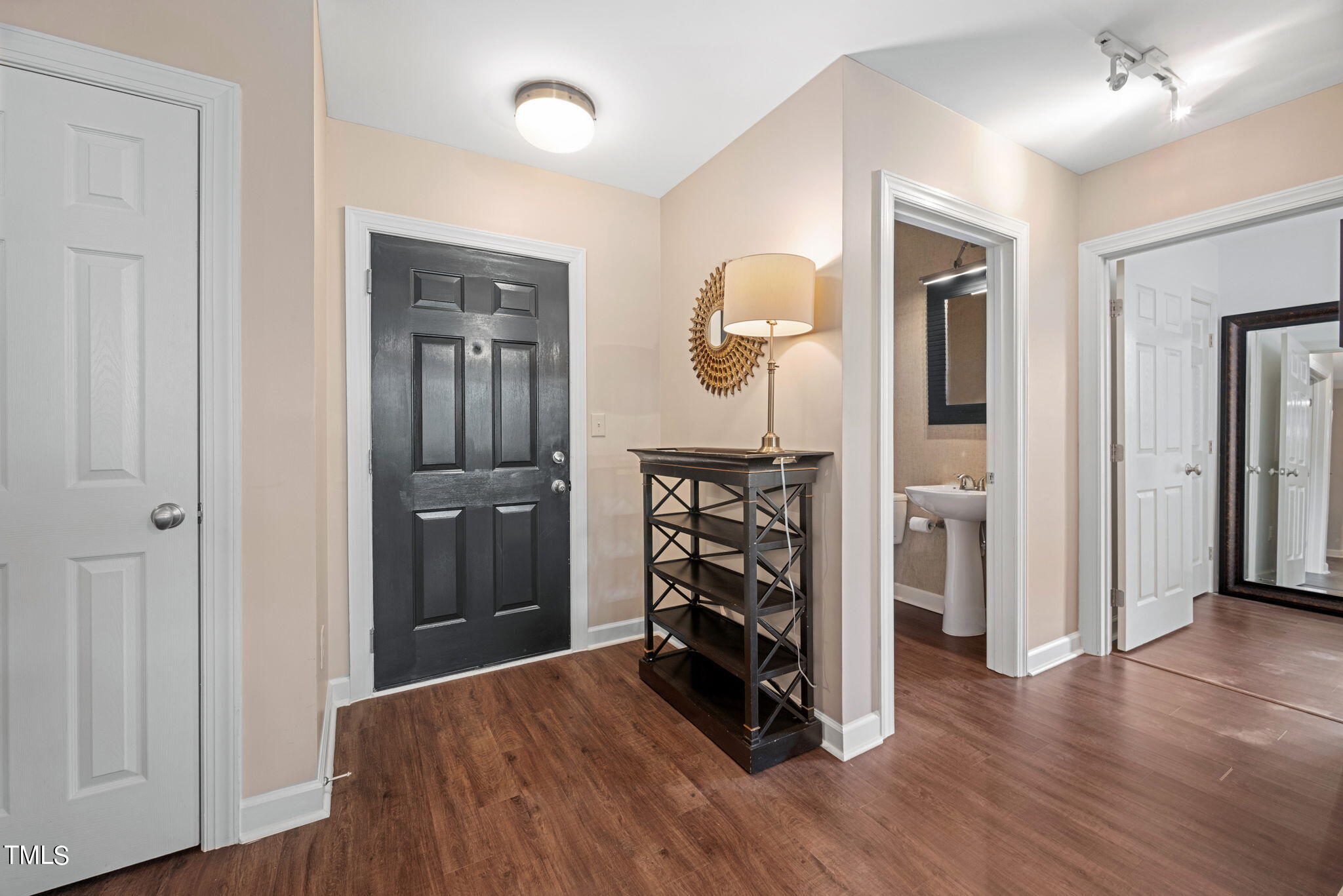 200 South Dawson Street, Unit 201 Raleigh, NC 27601 - Photo 8 of 39