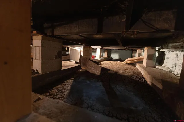 a bed room with a bed