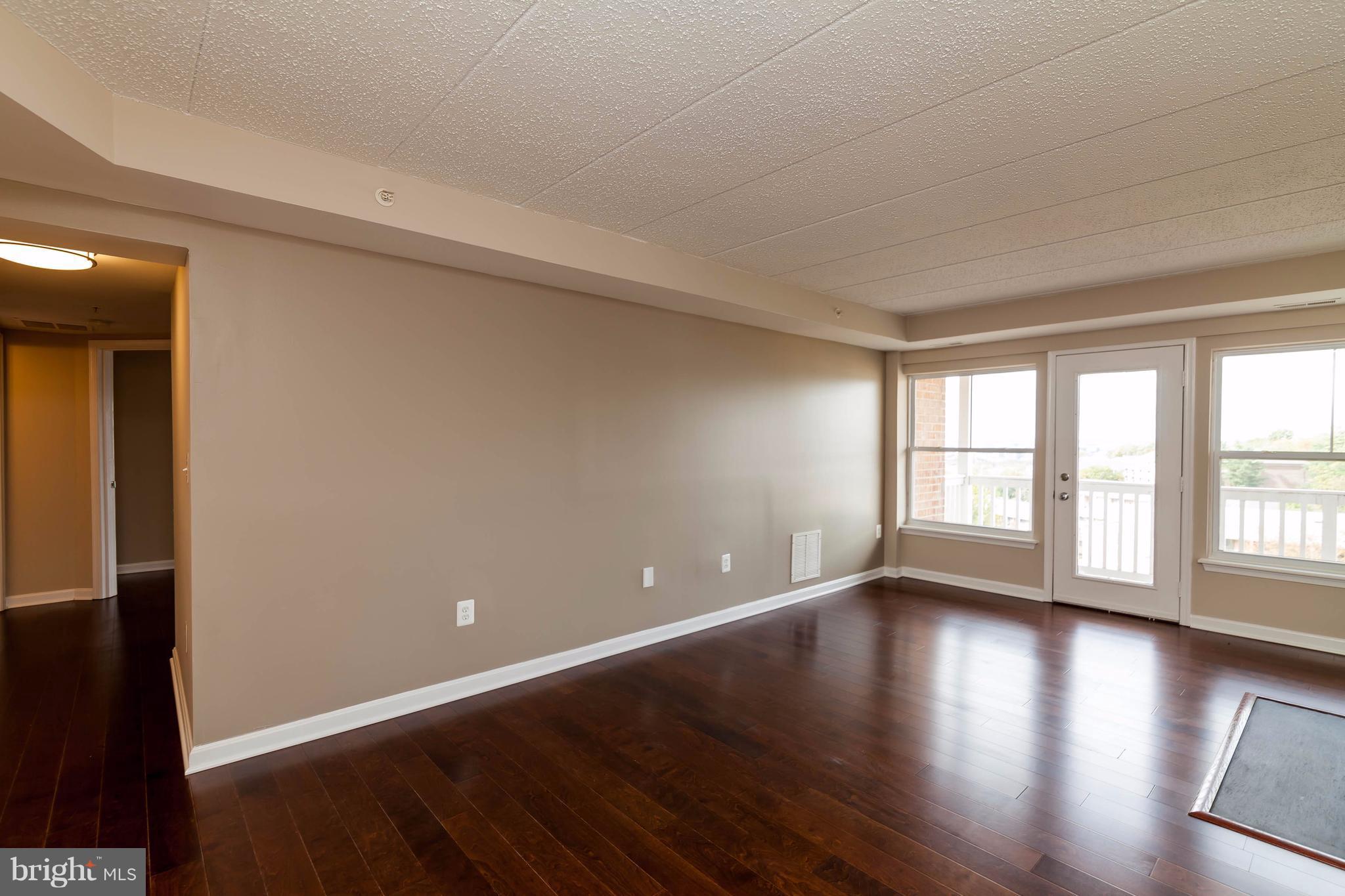 2605 Douglass Road Southeast, Unit 302 Washington, DC 20020 - Photo 11 of 30 Interior (General)