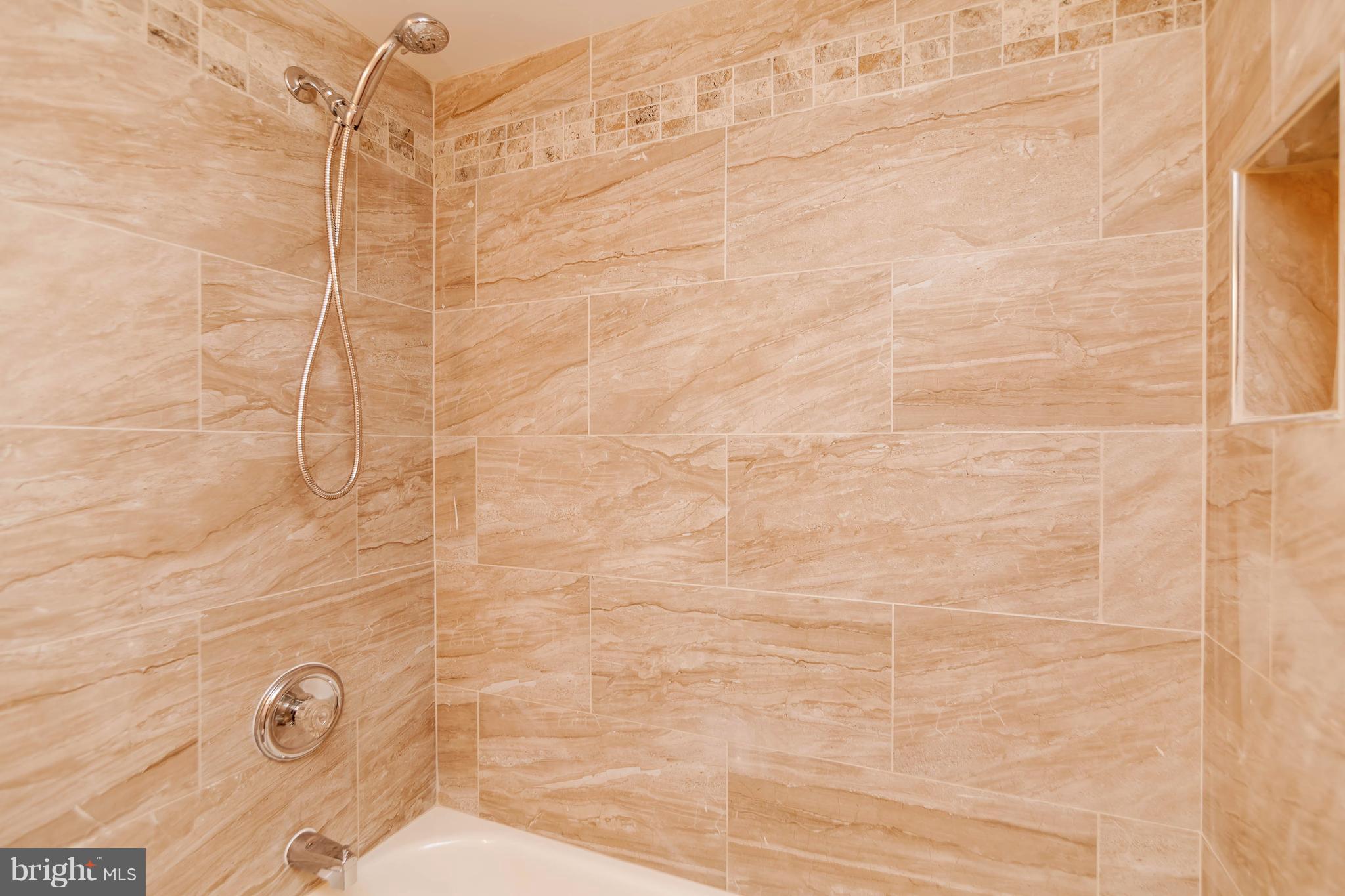 2605 Douglass Road Southeast, Unit 302 Washington, DC 20020 - Photo 27 of 30 Interior (General)