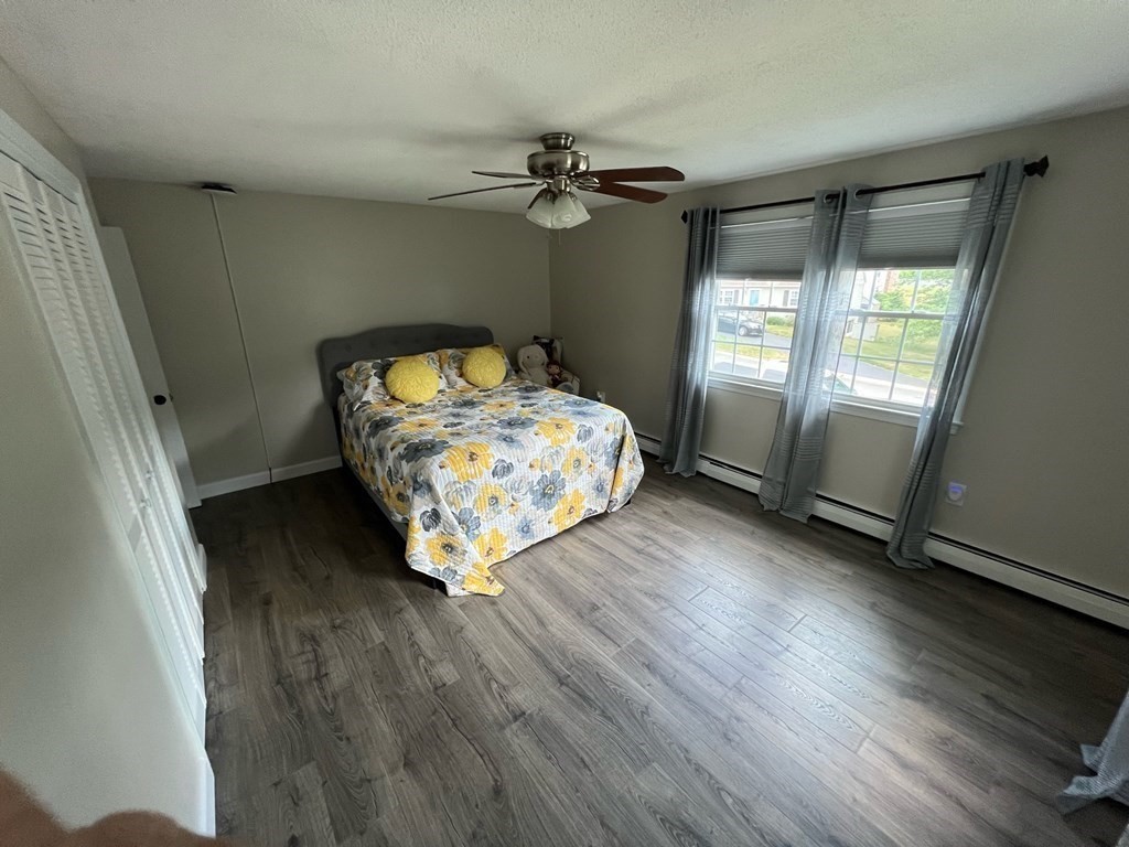 58 Robinhood Road Nashua, NH 03062 - Photo 12 of 19 Gallery Image 12