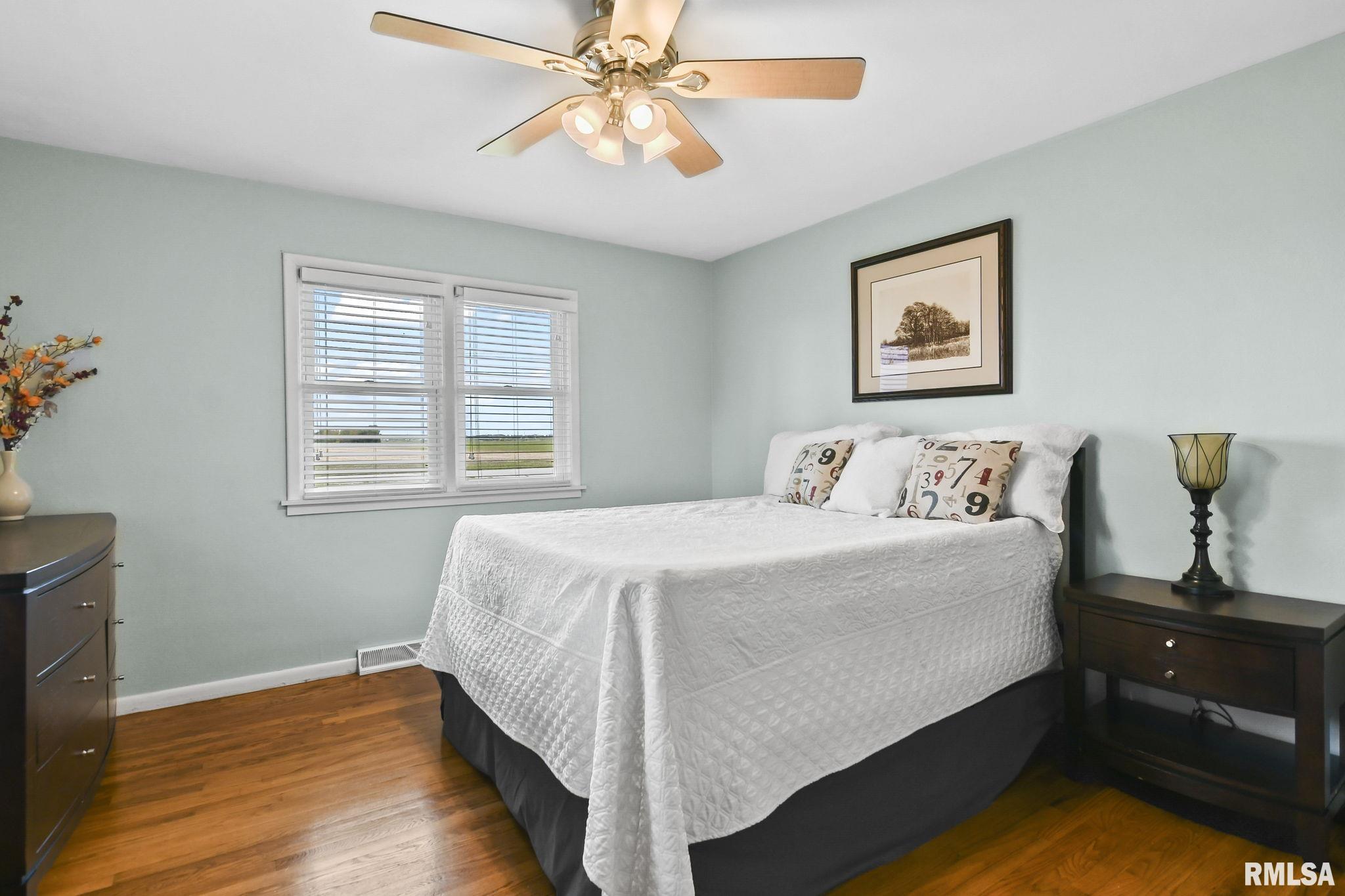 318 Southwind Road Springfield, IL 62703 - Photo 11 of 32