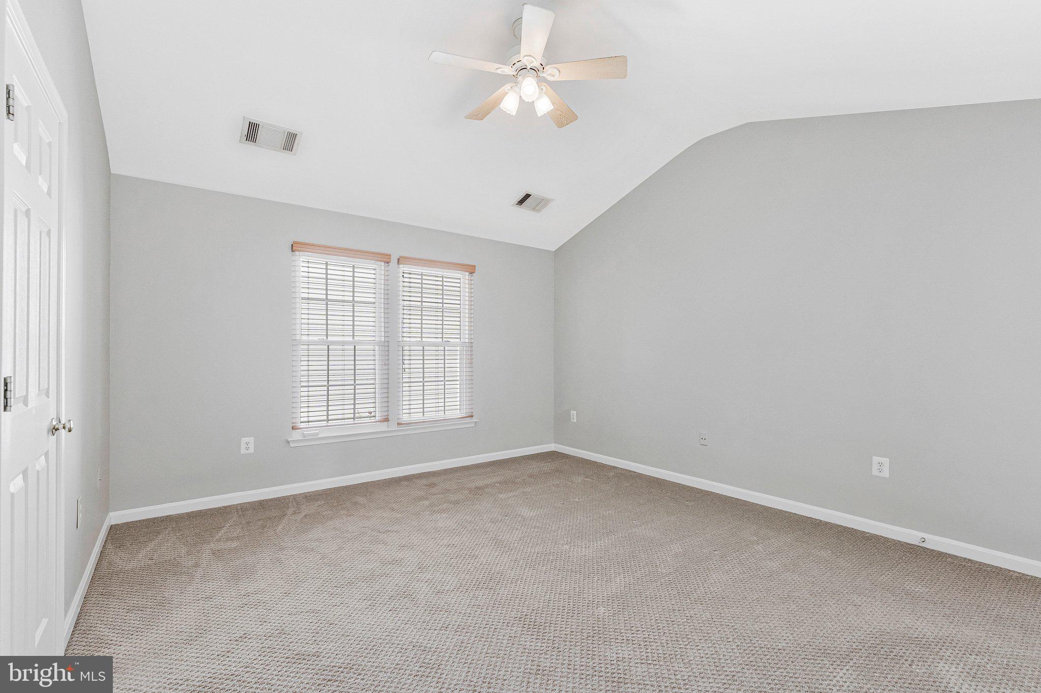22011 Box Car Square Sterling, VA 20166 - Photo 19 of 45 Primary Bedroom