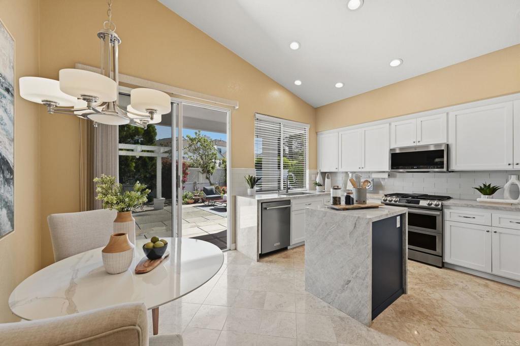 6050 Malea Way Oceanside, CA 92056 - Photo 11 of 36