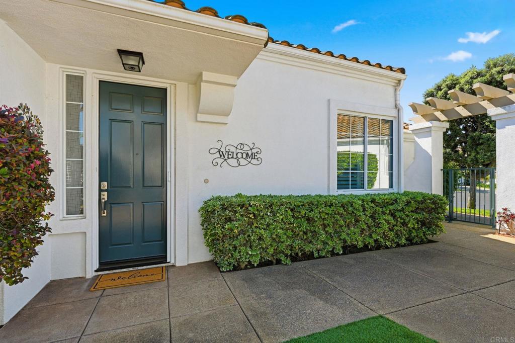 6050 Malea Way Oceanside, CA 92056 - Photo 5 of 36