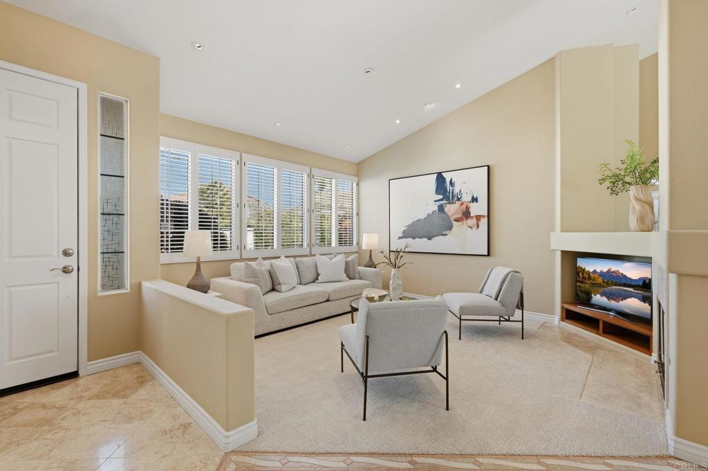 6050 Malea Way Oceanside, CA 92056 - Photo 7 of 36