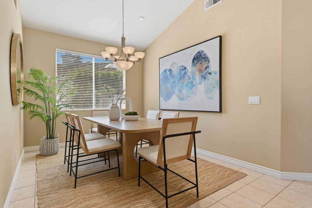 6050 Malea Way Oceanside, CA 92056 - Photo 10 of 36