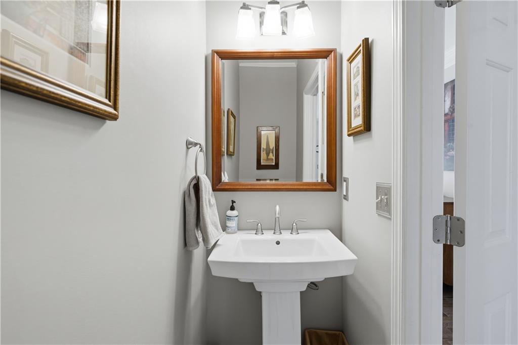 1640 Pinetree Pass Lane Southwest Lilburn, GA 30047 - Photo 21 of 57