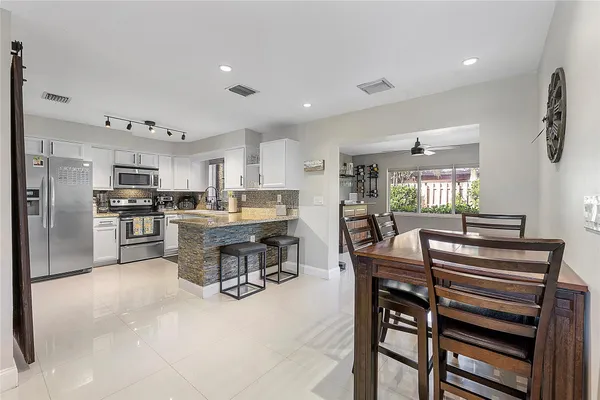 $3,600 | 1541 Northeast 34th Street, Pompano Beach, FL 33064