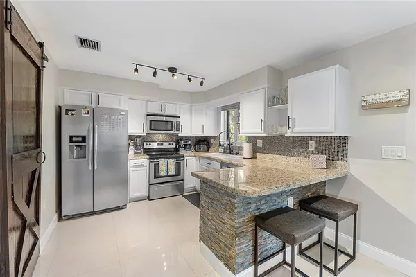 $3,600 | 1541 Northeast 34th Street, Pompano Beach, FL 33064