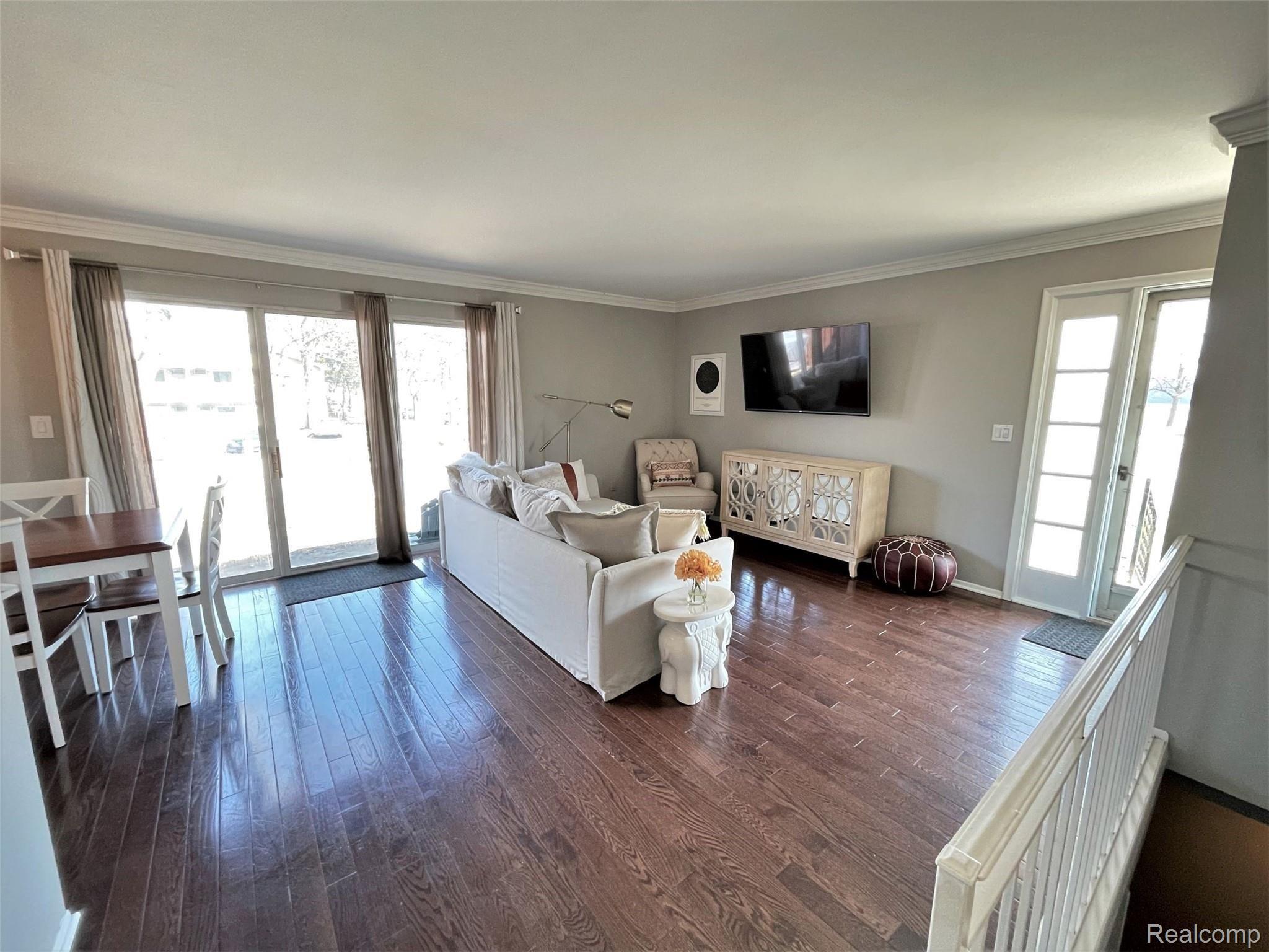 3541 Crooks Road Royal Oak, MI 48073 - Photo 7 of 21 crooks-gr1.jpg