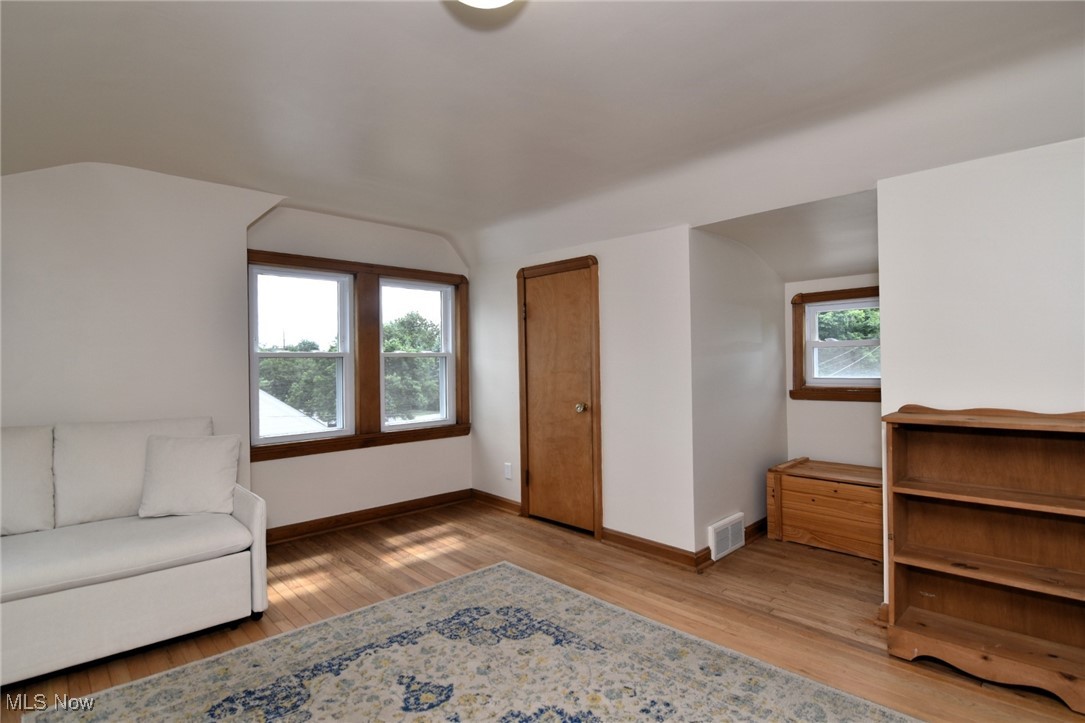6525 East Pleasant Valley Road Independence, OH 44131 - Photo 22 of 38 Bedroom 2