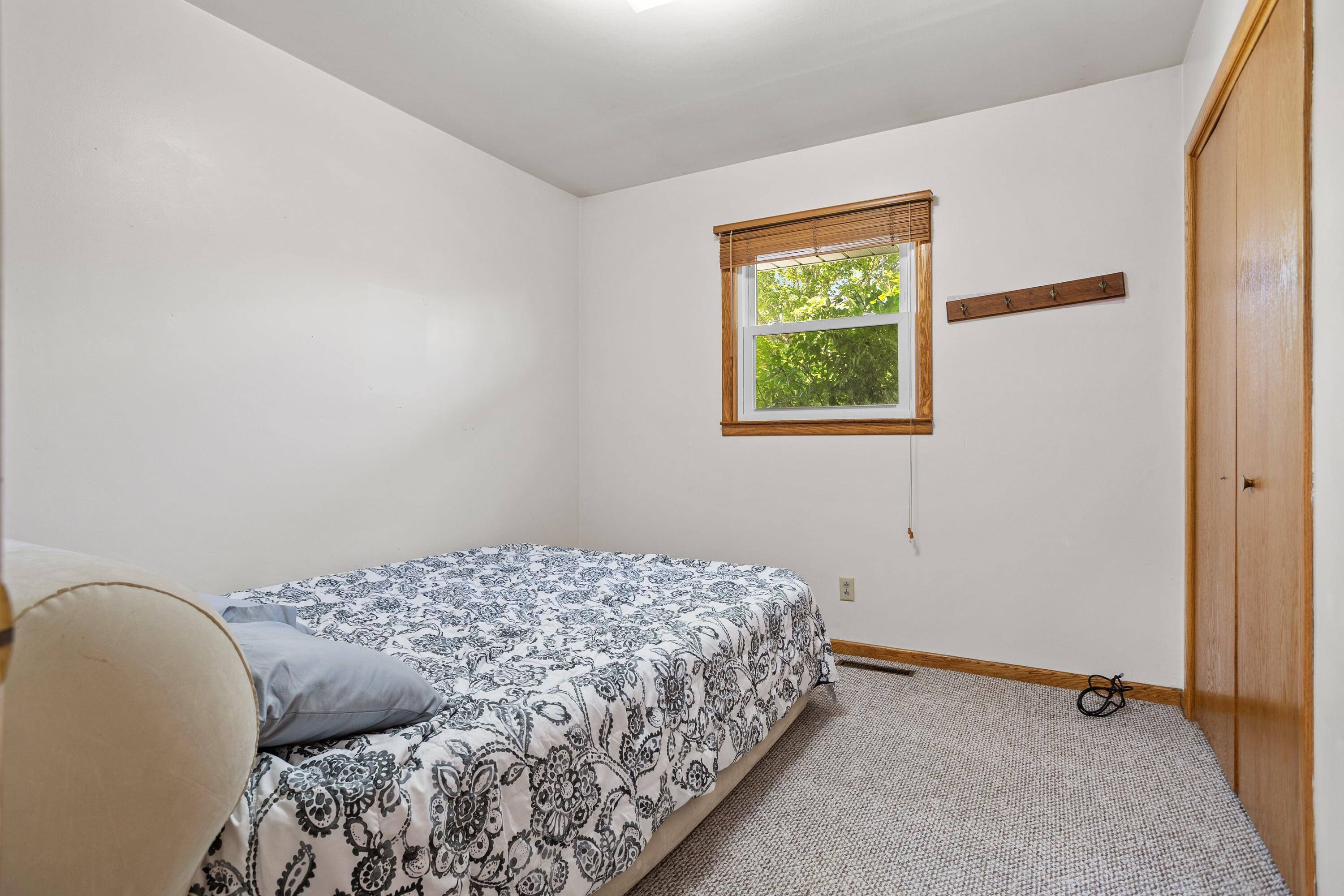 1061 Litchfield Road Quincy, MI 49082 - Photo 12 of 21 1061 Litchfield_012