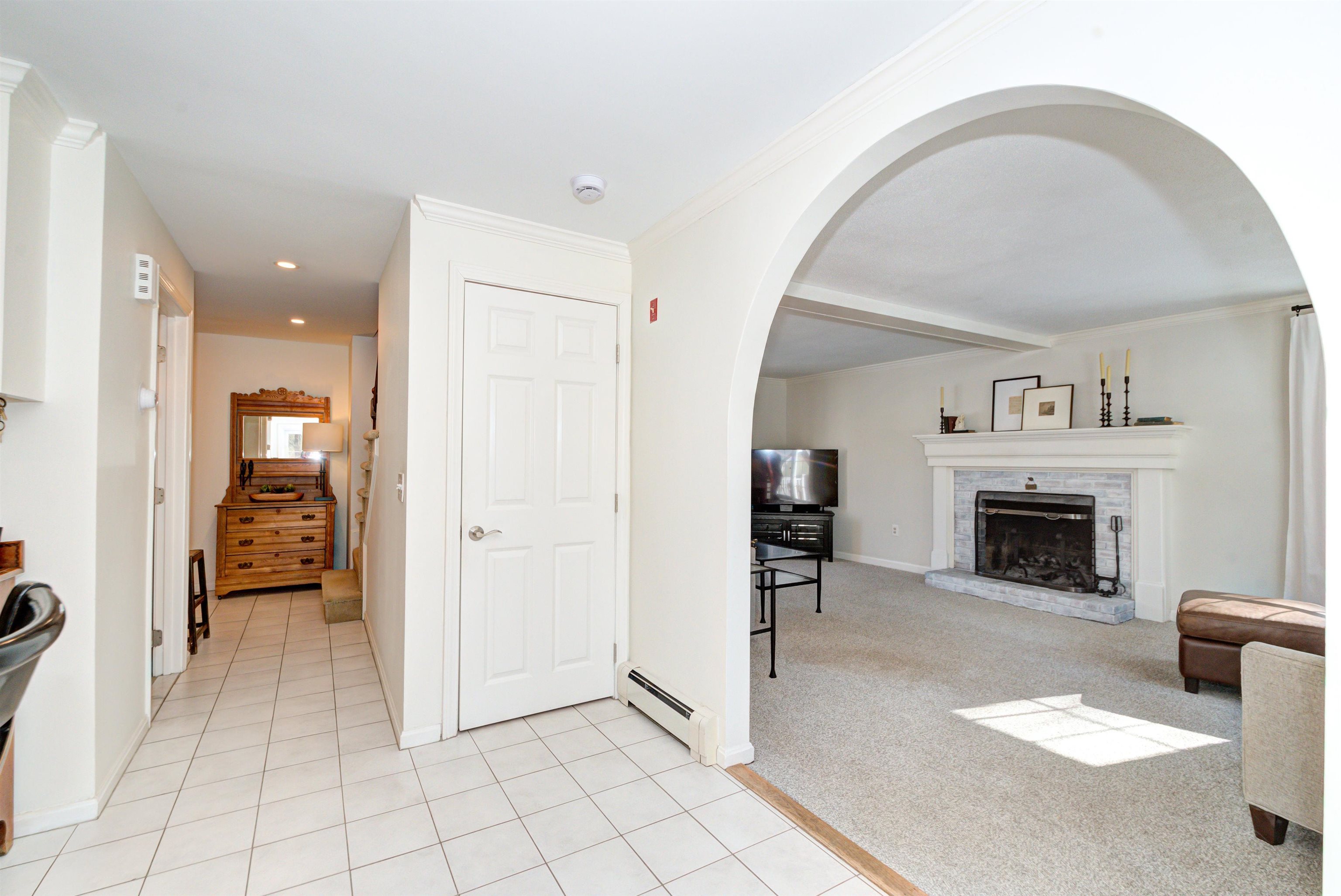 28 Blossom Road Windham, NH 03087 - Photo 14 of 60