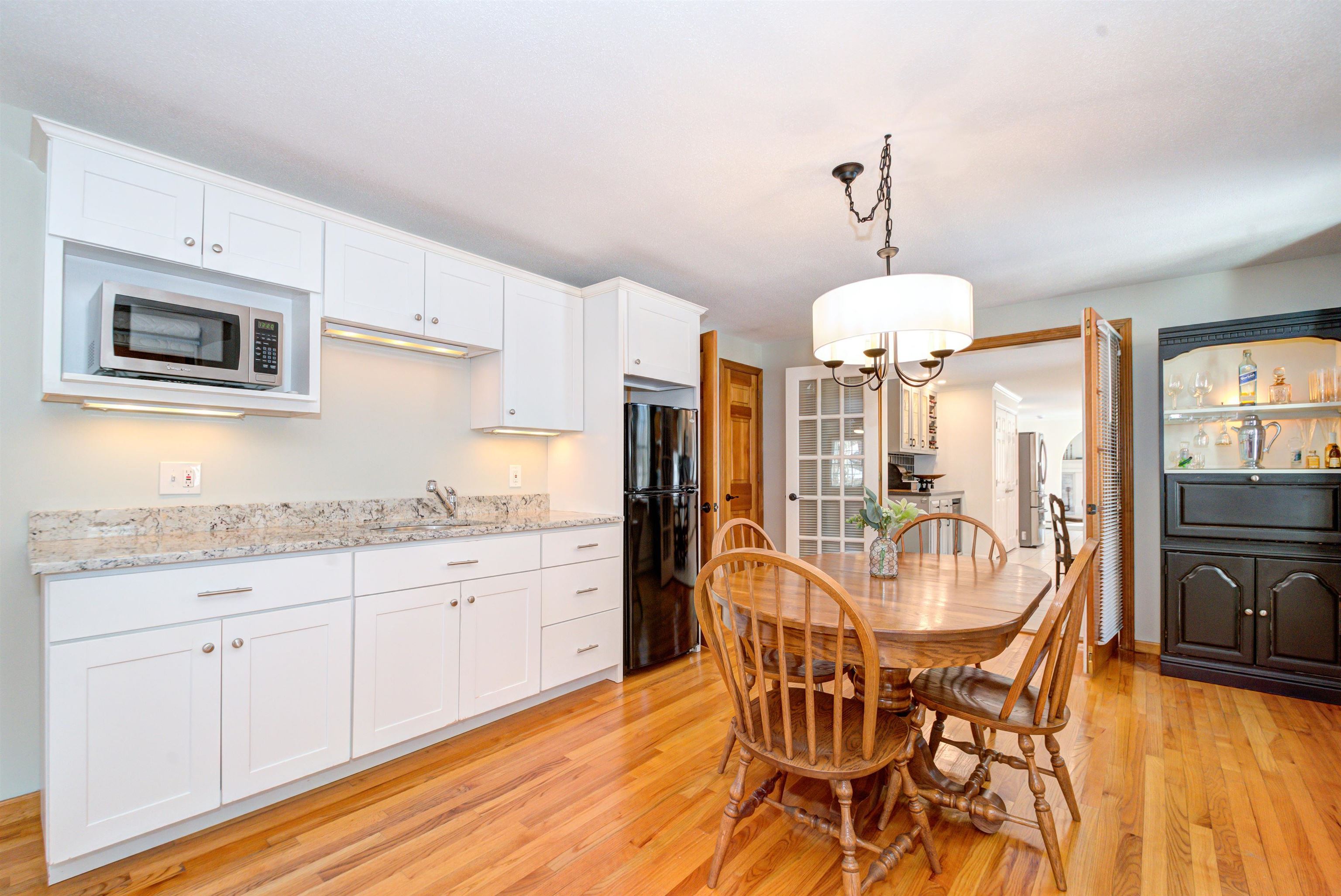 28 Blossom Road Windham, NH 03087 - Photo 32 of 60