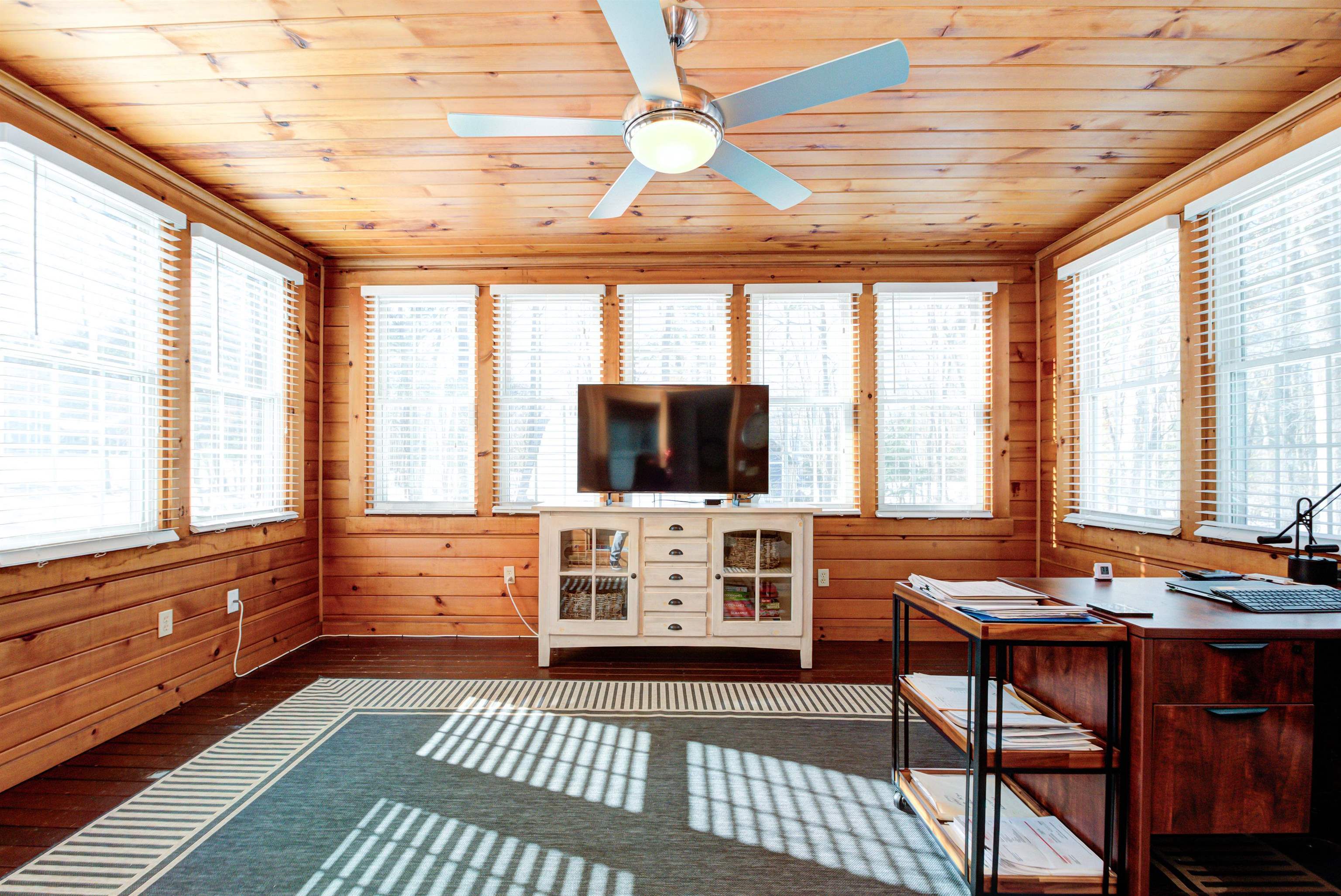 28 Blossom Road Windham, NH 03087 - Photo 37 of 60