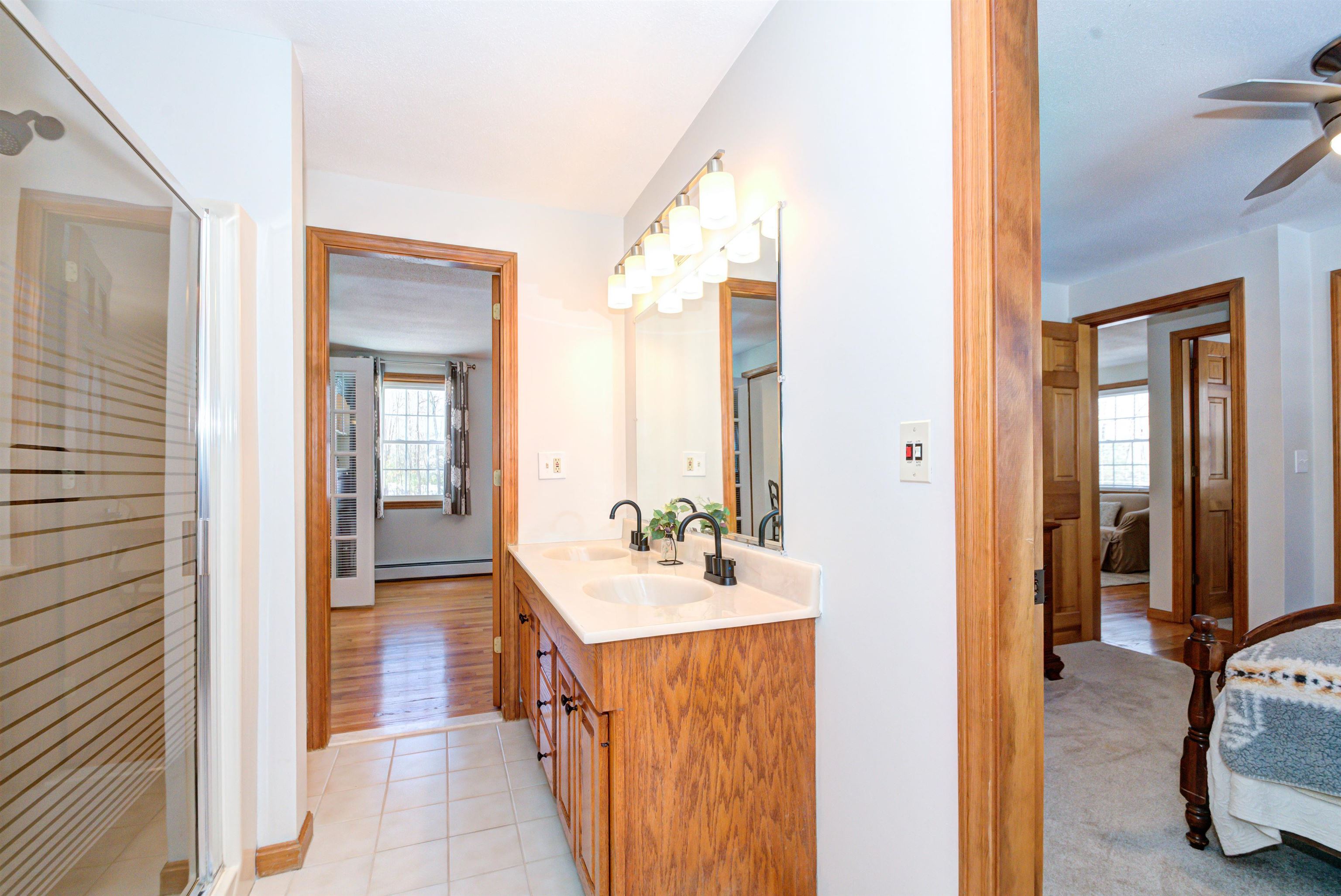 28 Blossom Road Windham, NH 03087 - Photo 41 of 60
