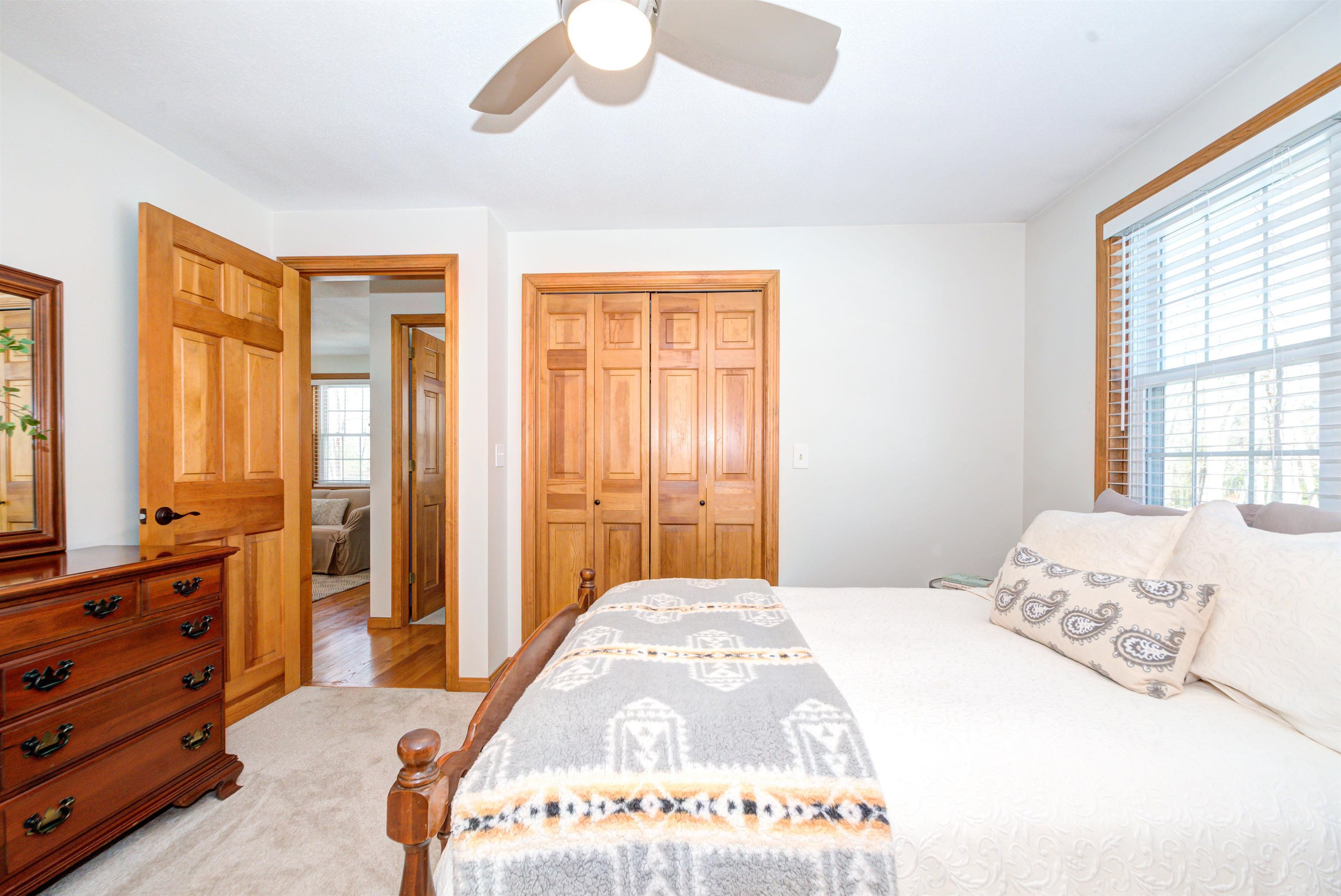 28 Blossom Road Windham, NH 03087 - Photo 45 of 60