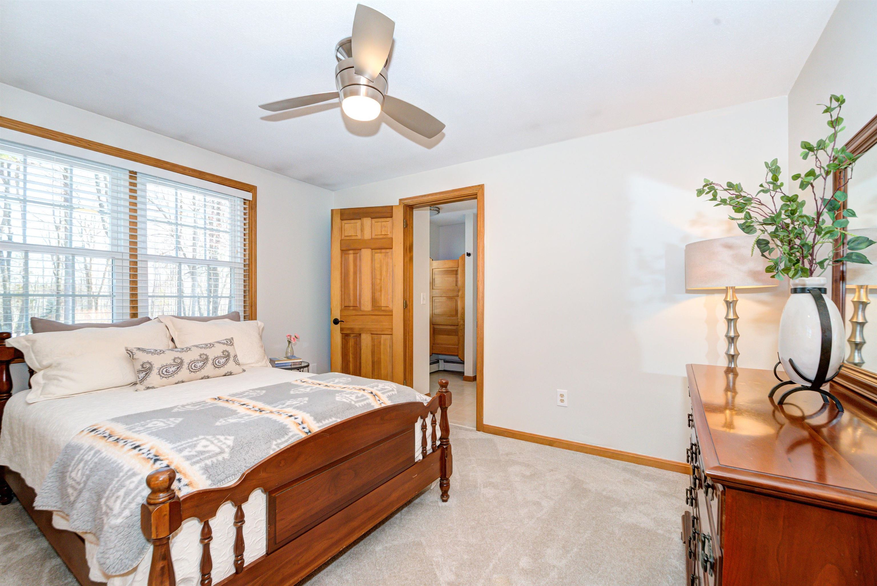 28 Blossom Road Windham, NH 03087 - Photo 46 of 60