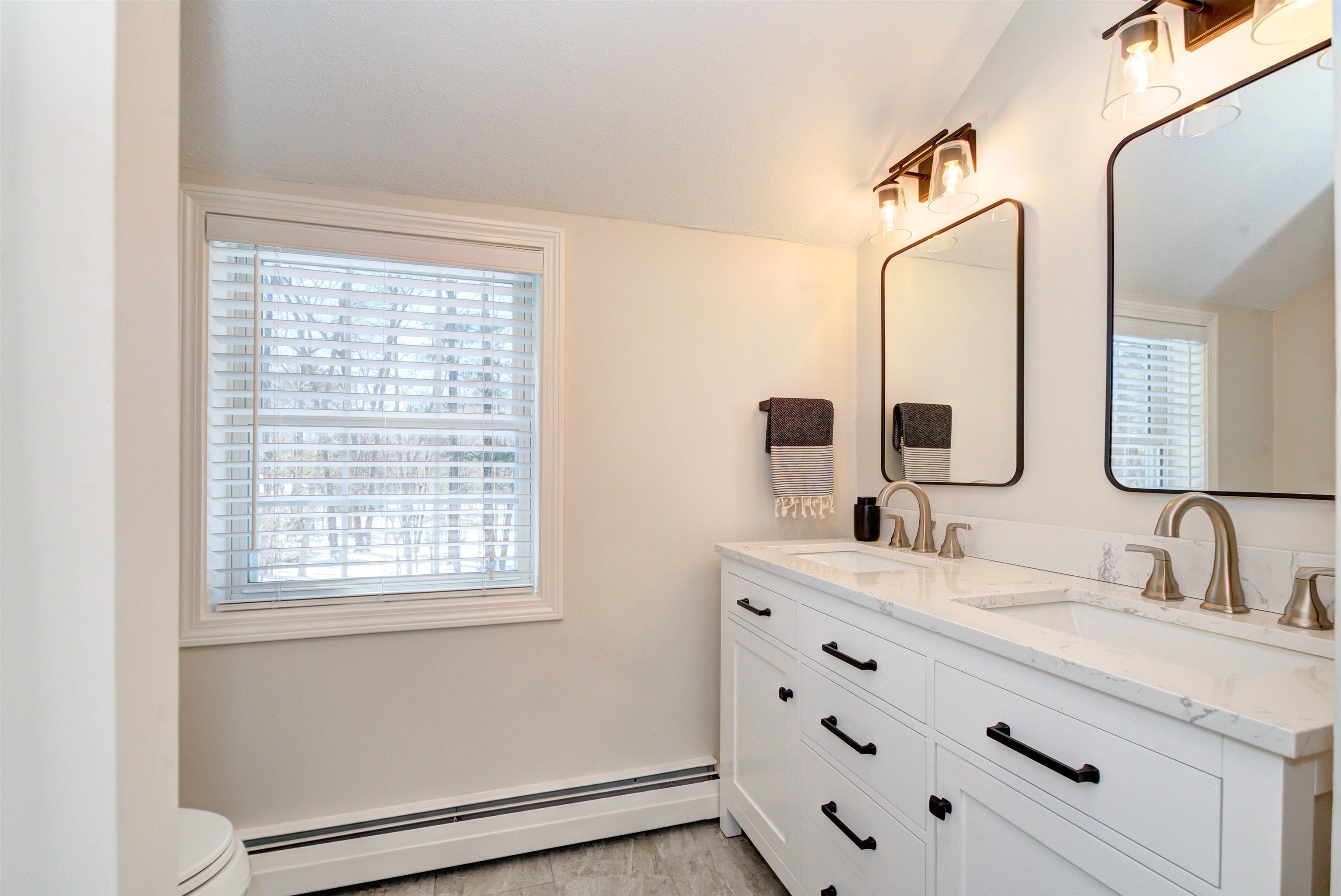 28 Blossom Road Windham, NH 03087 - Photo 52 of 60