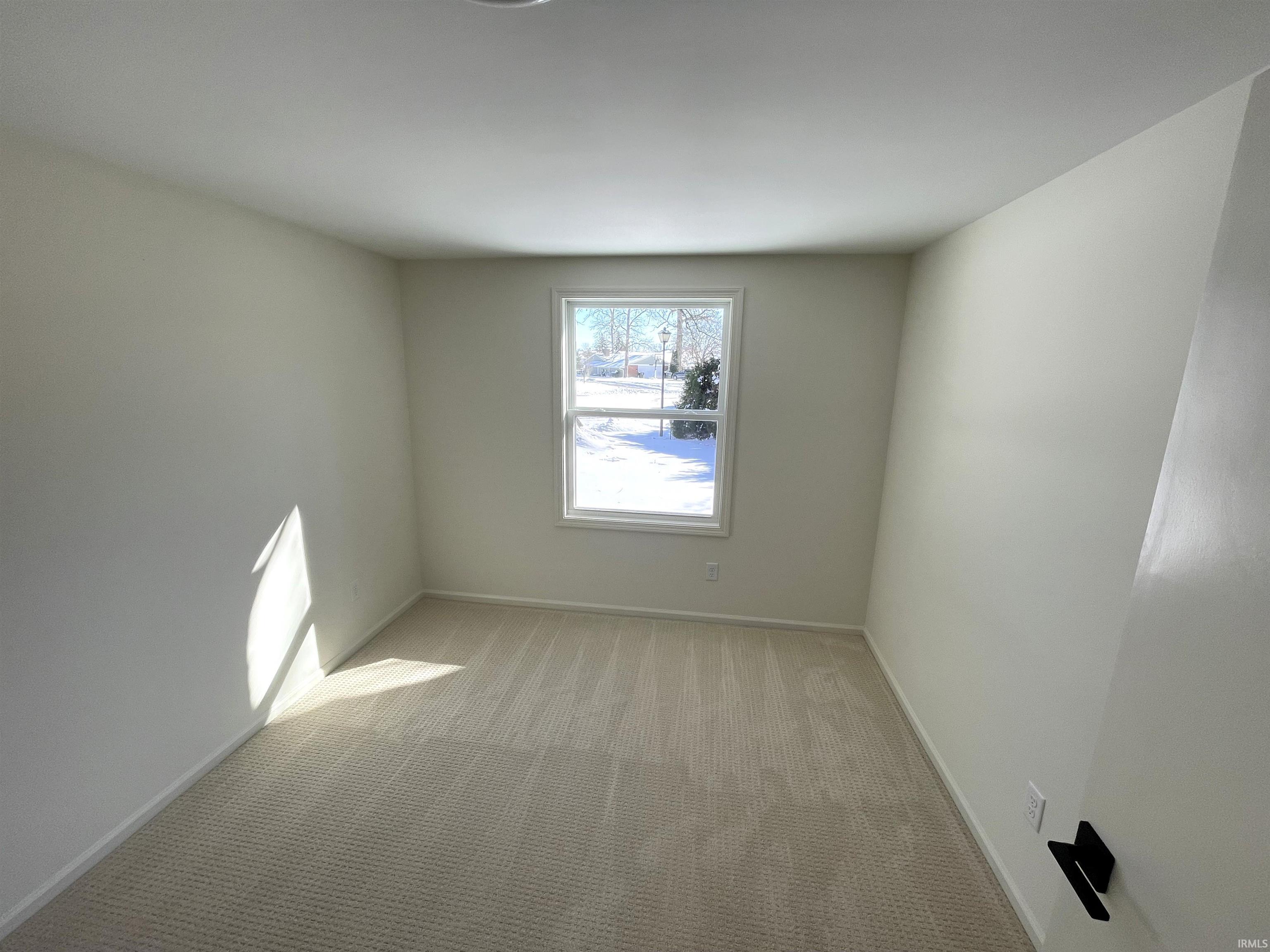 4231 Cadena Lane Fort Wayne, IN 46815 - Photo 13 of 26