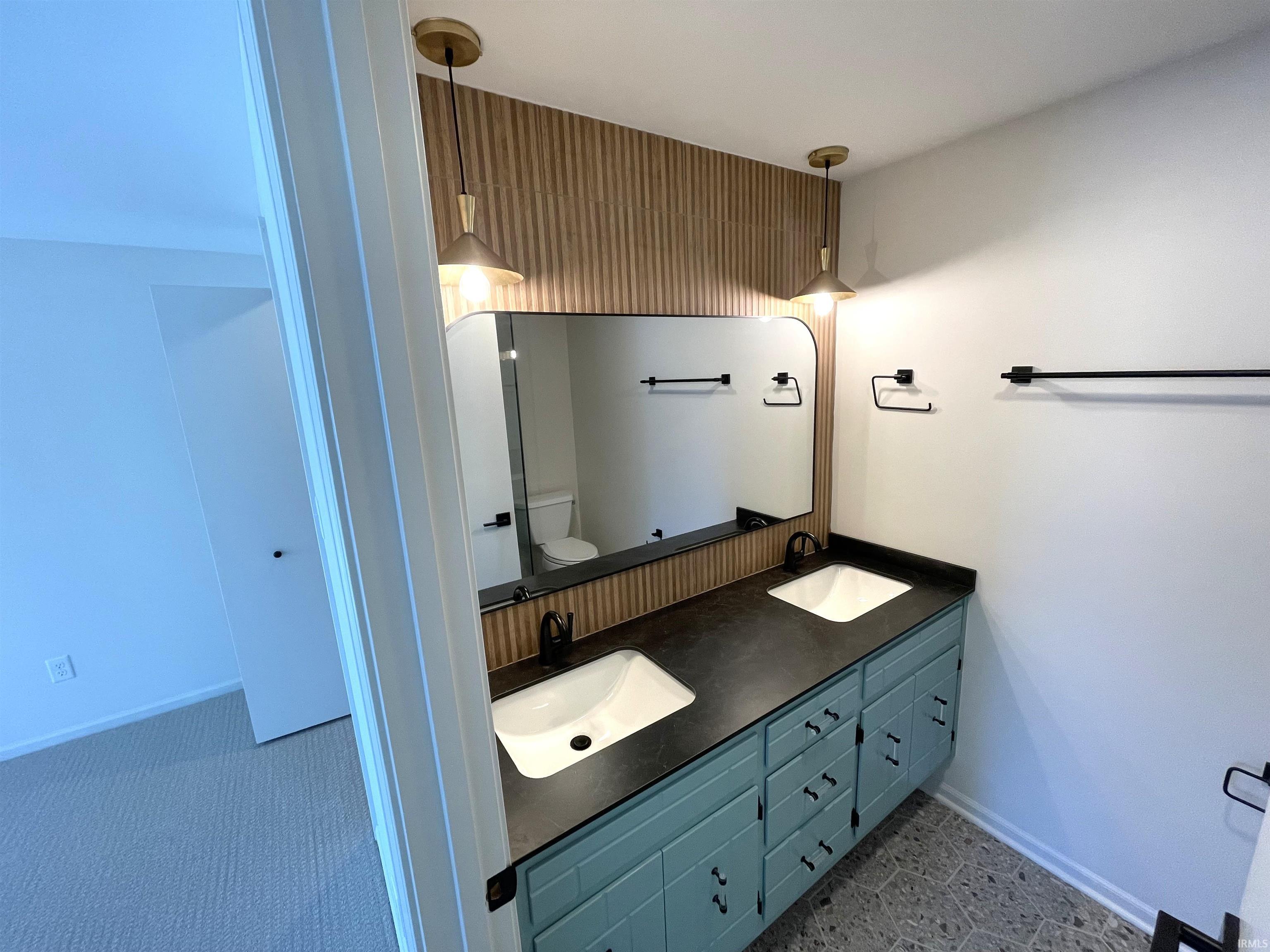 4231 Cadena Lane Fort Wayne, IN 46815 - Photo 4 of 26