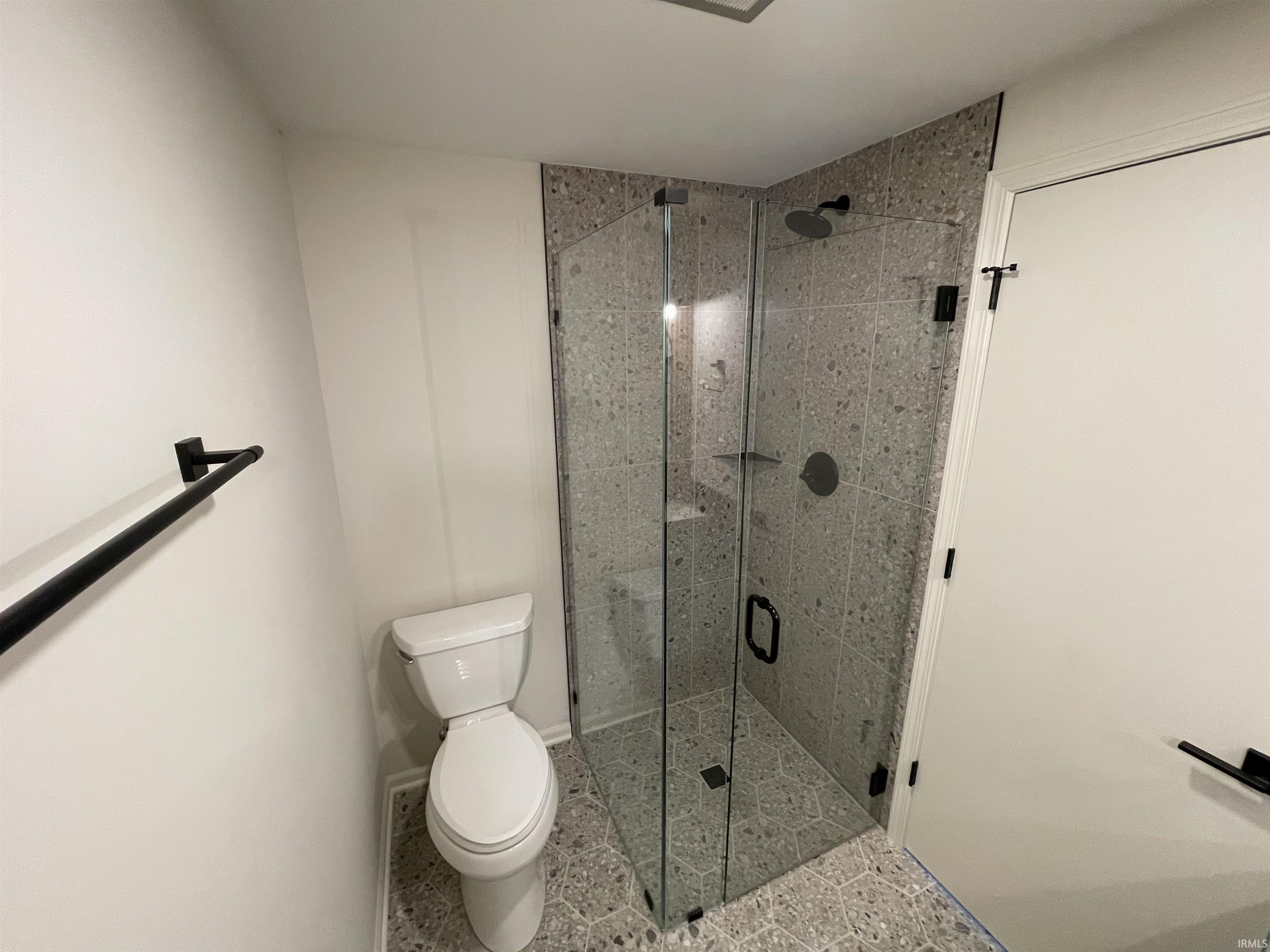 4231 Cadena Lane Fort Wayne, IN 46815 - Photo 5 of 26