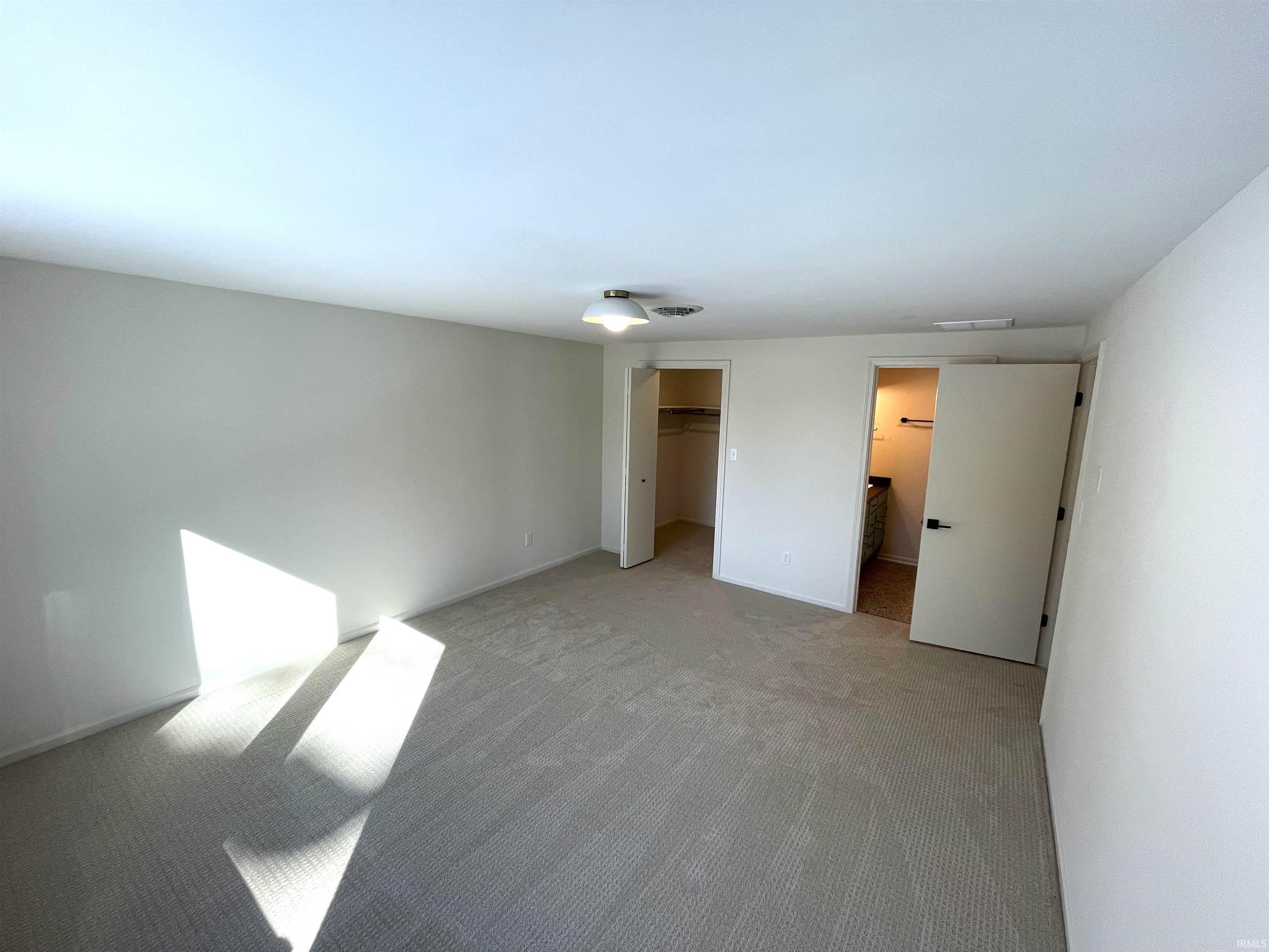 4231 Cadena Lane Fort Wayne, IN 46815 - Photo 8 of 26