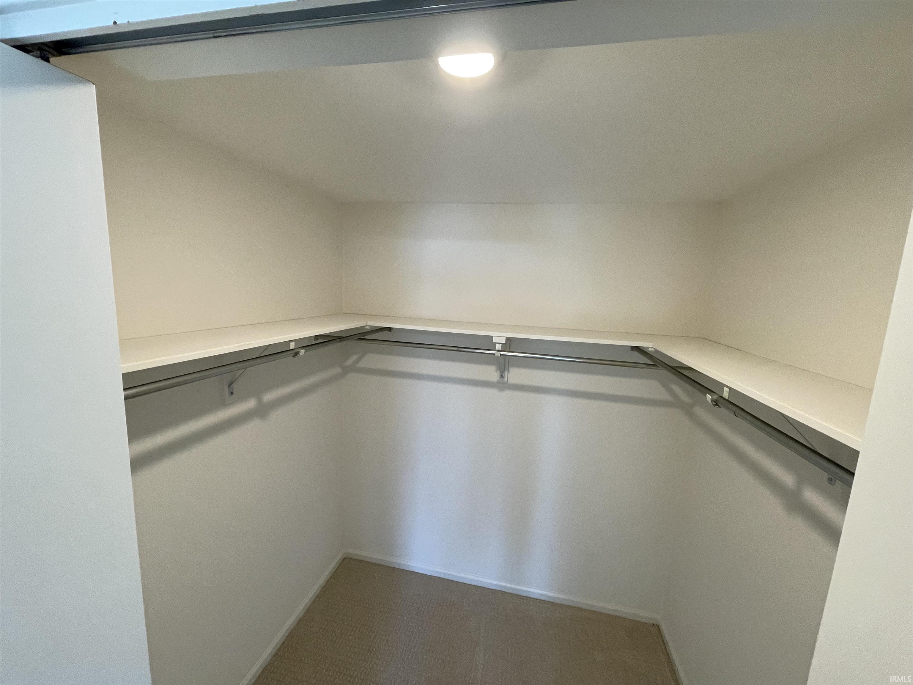 4231 Cadena Lane Fort Wayne, IN 46815 - Photo 9 of 26