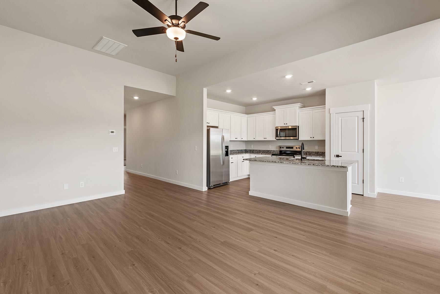 1404 Wild Indigo Way Moore, SC 29369 - Photo 2 of 7