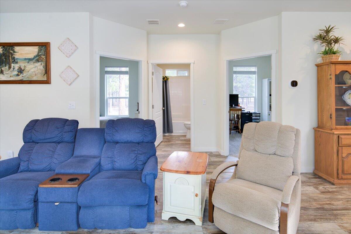 15461 Federal Road La Pine, OR 97739 - Photo 41 of 68 37-15461 Federal Rd, La Pine-38