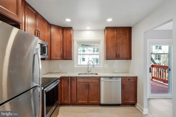 $715,000 | 12016 Trossack Road, Herndon, VA 20170