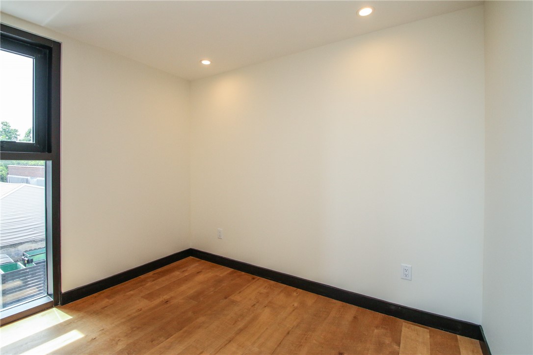 33 Russell Street, Unit 202 Rochester, NY 14607 - Photo 14 of 30