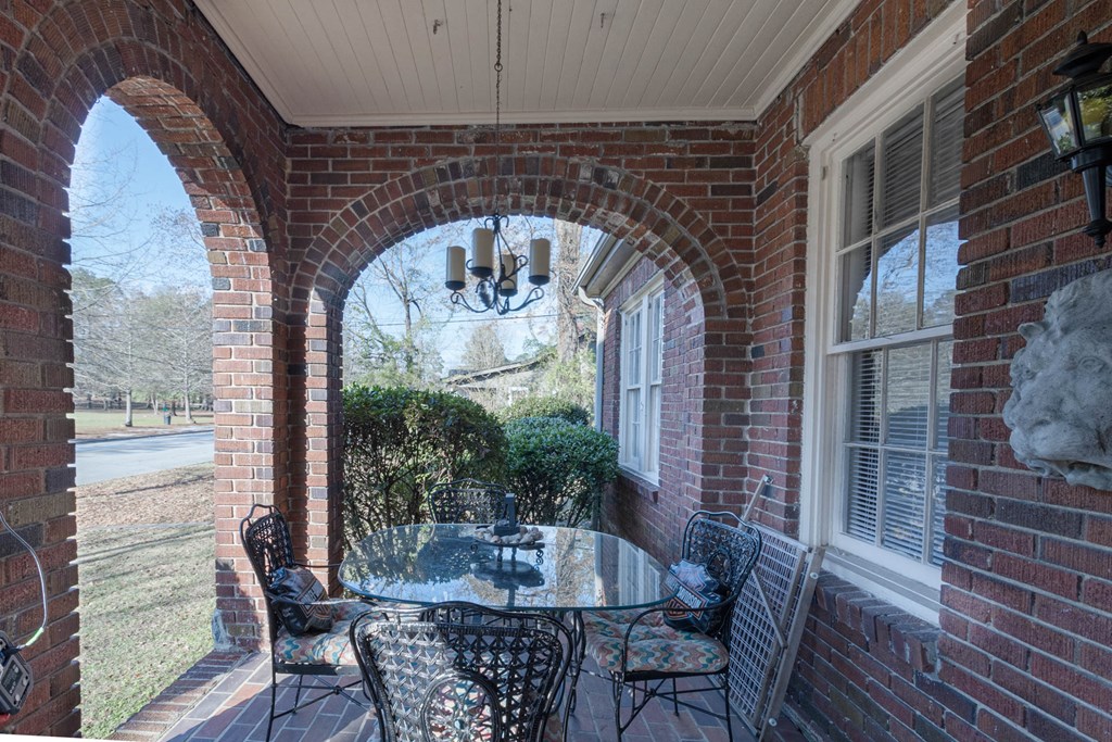 1422 Cherokee Avenue Columbus, GA 31906 - Photo 4 of 23