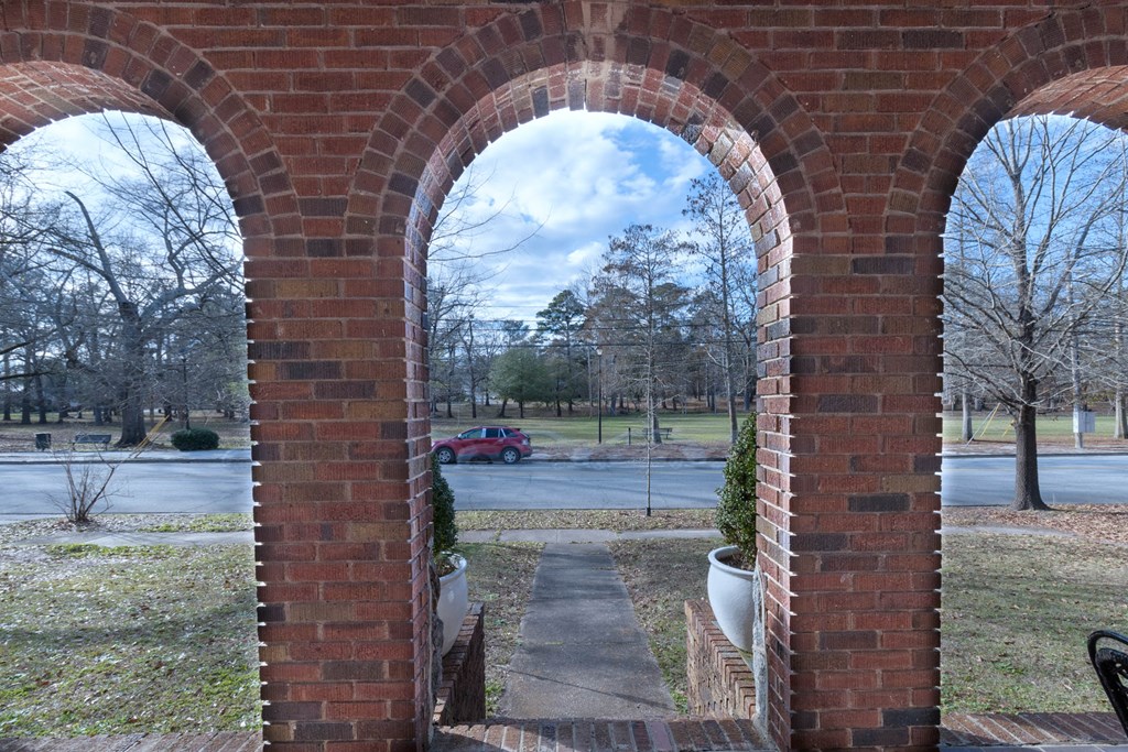 1422 Cherokee Avenue Columbus, GA 31906 - Photo 5 of 23