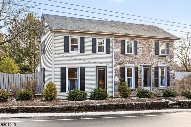 $2,700 | 739 Sergeantsville Road, Stockton, NJ 08559