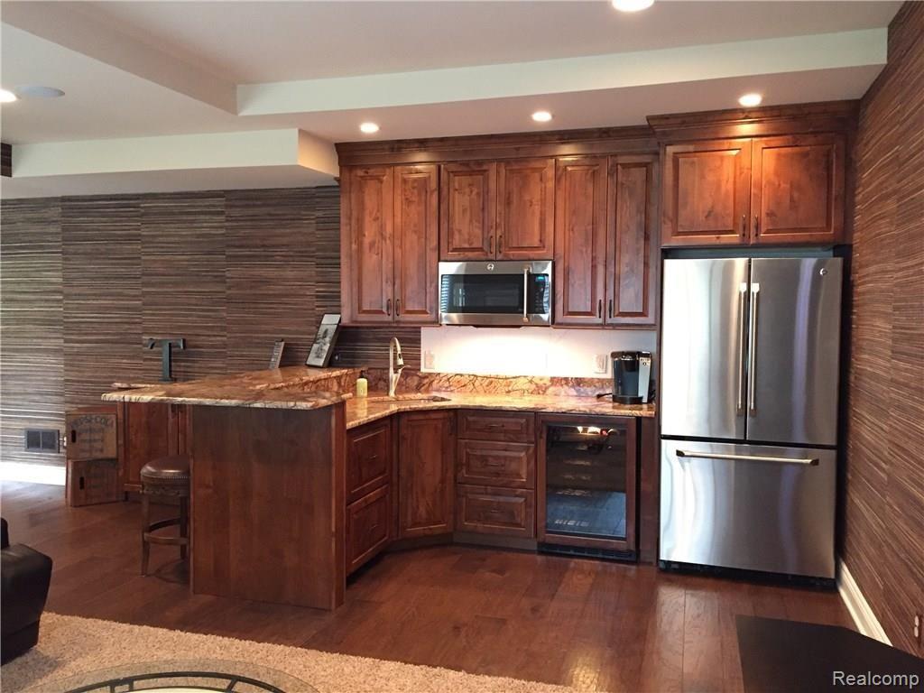 821 Cumberland Ridge Court Rochester, MI 48307 - Photo 45 of 53 IMG_2420.jpg