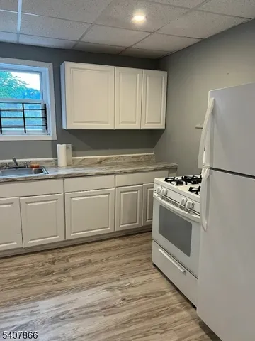 $1,400 | 203 North Main Street, Unit 2, Phillipsburg, NJ 08865