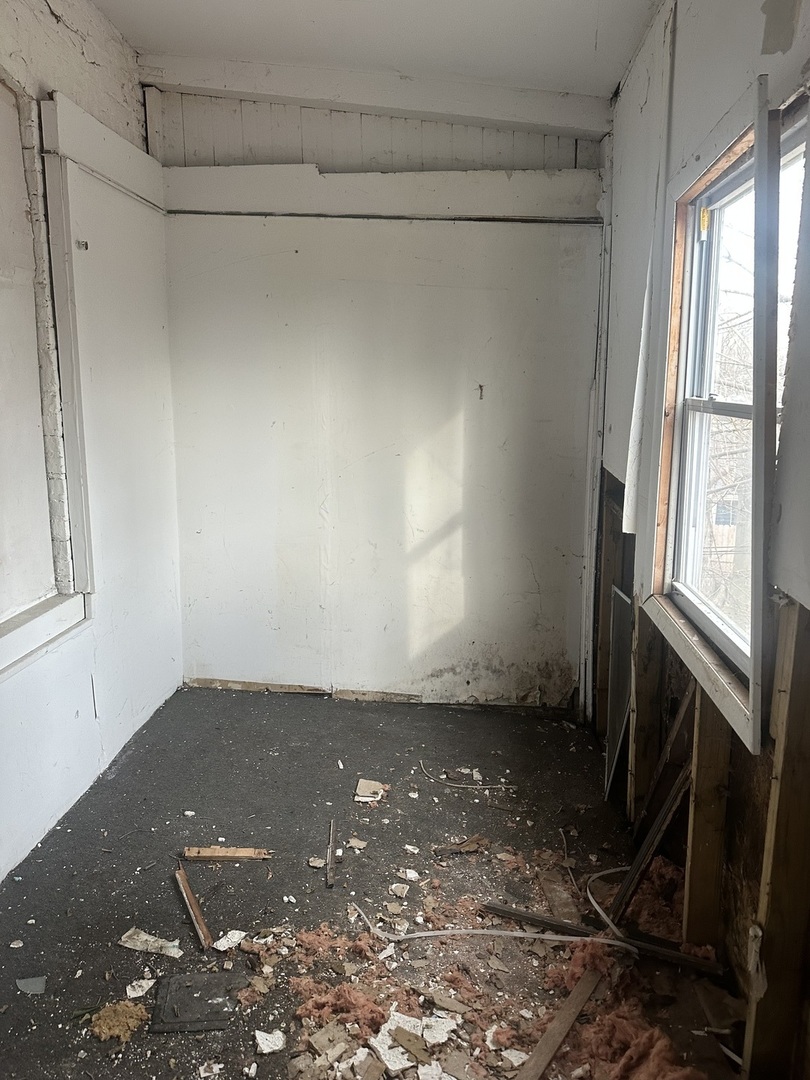 11809 South Indiana Avenue Chicago, IL 60628 - Photo 11 of 21 a view of a room with window