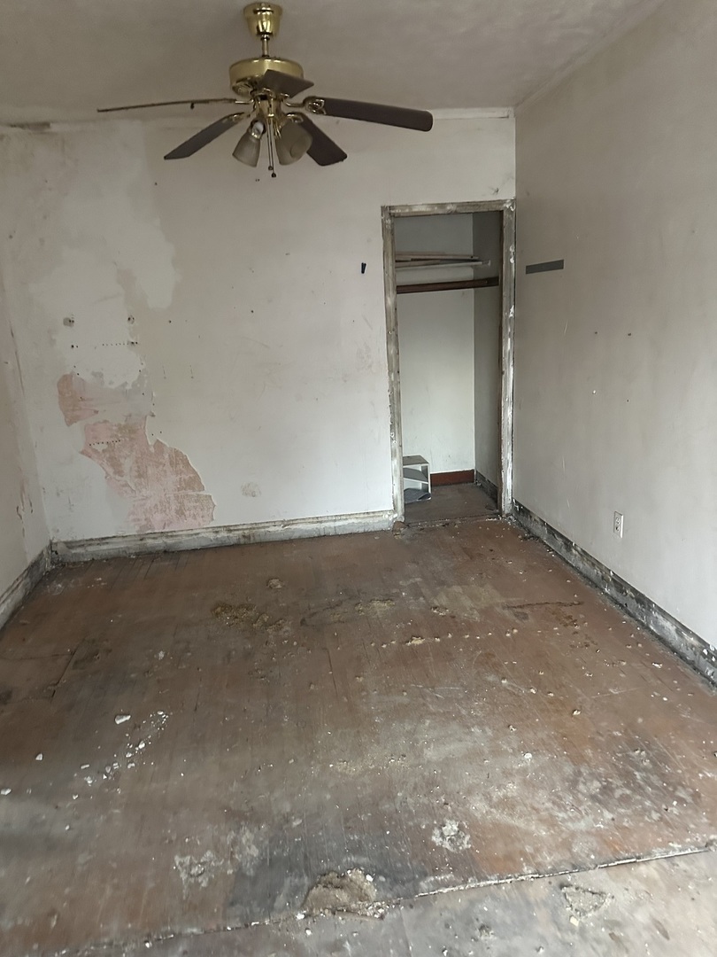 11809 South Indiana Avenue Chicago, IL 60628 - Photo 10 of 21 a view of empty room