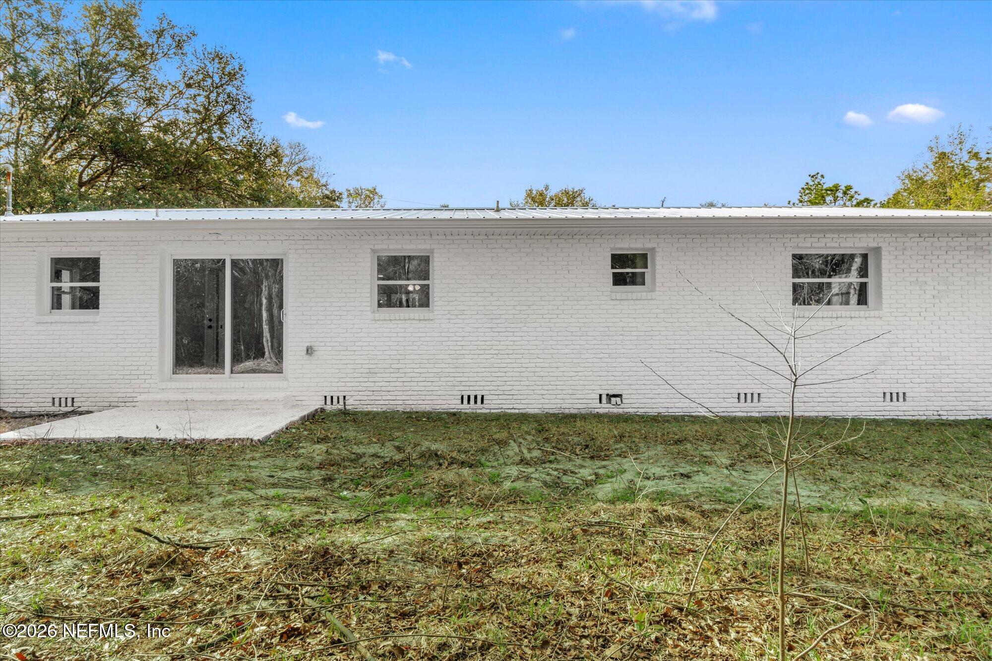 102 Mullins Road Interlachen, FL 32148 - Photo 39 of 45 a view of a backyard