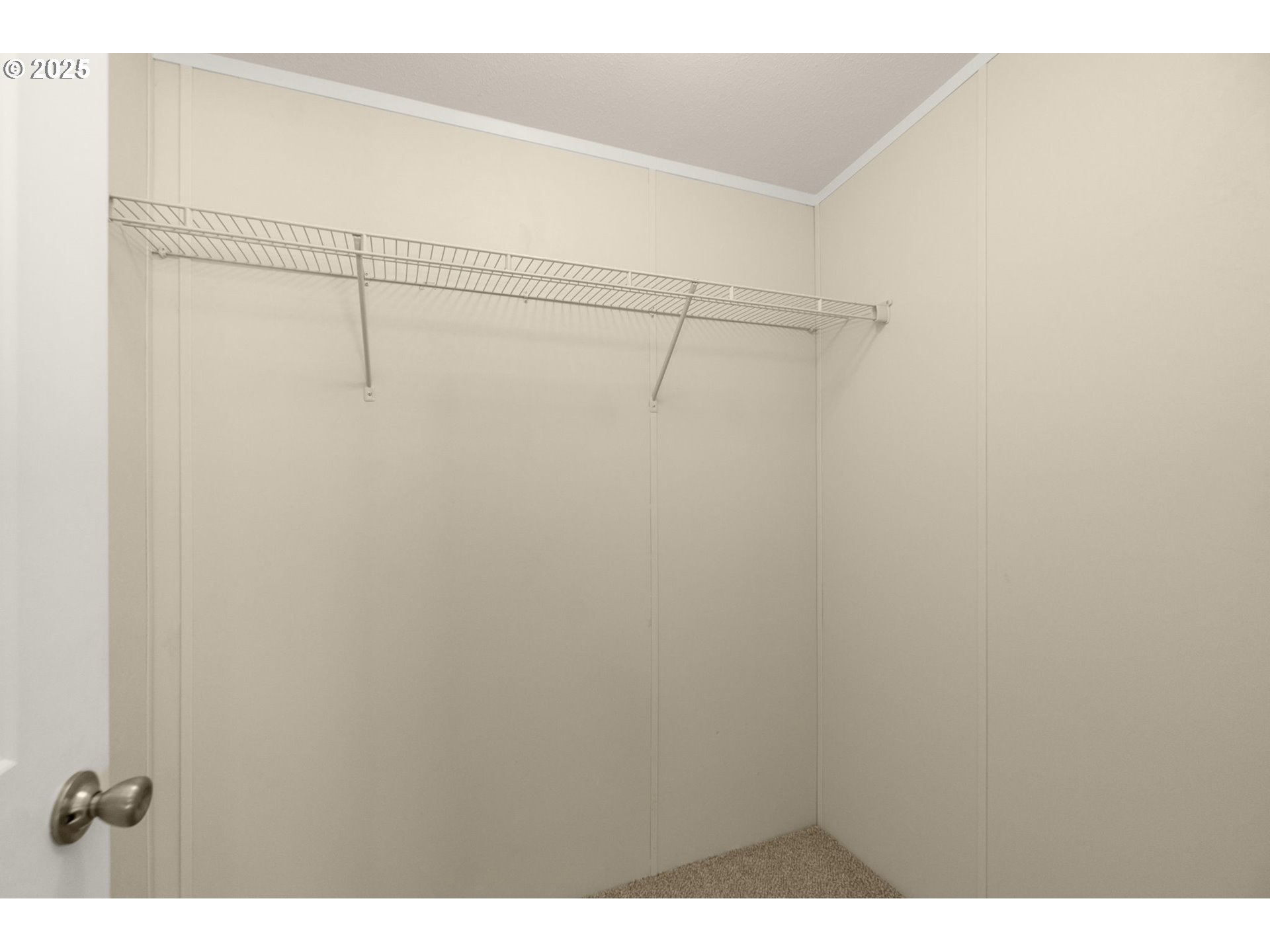 21100 Northeast Sandy Boulevard, Unit 76 Fairview, OR 97024 - Photo 18 of 23 a view of a room