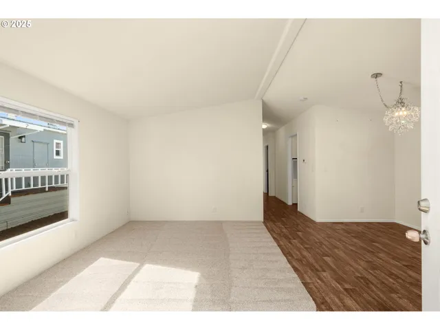 $69,900 | 21100 Northeast Sandy Boulevard, Unit 76, Fairview, OR 97024