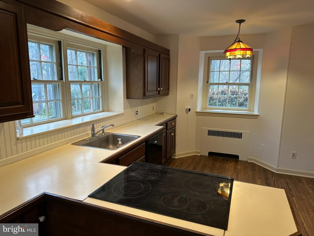 602 Bellevue Road Wilmington, DE 19809 - Photo 27 of 56 a bathroom with a sink and a mirror